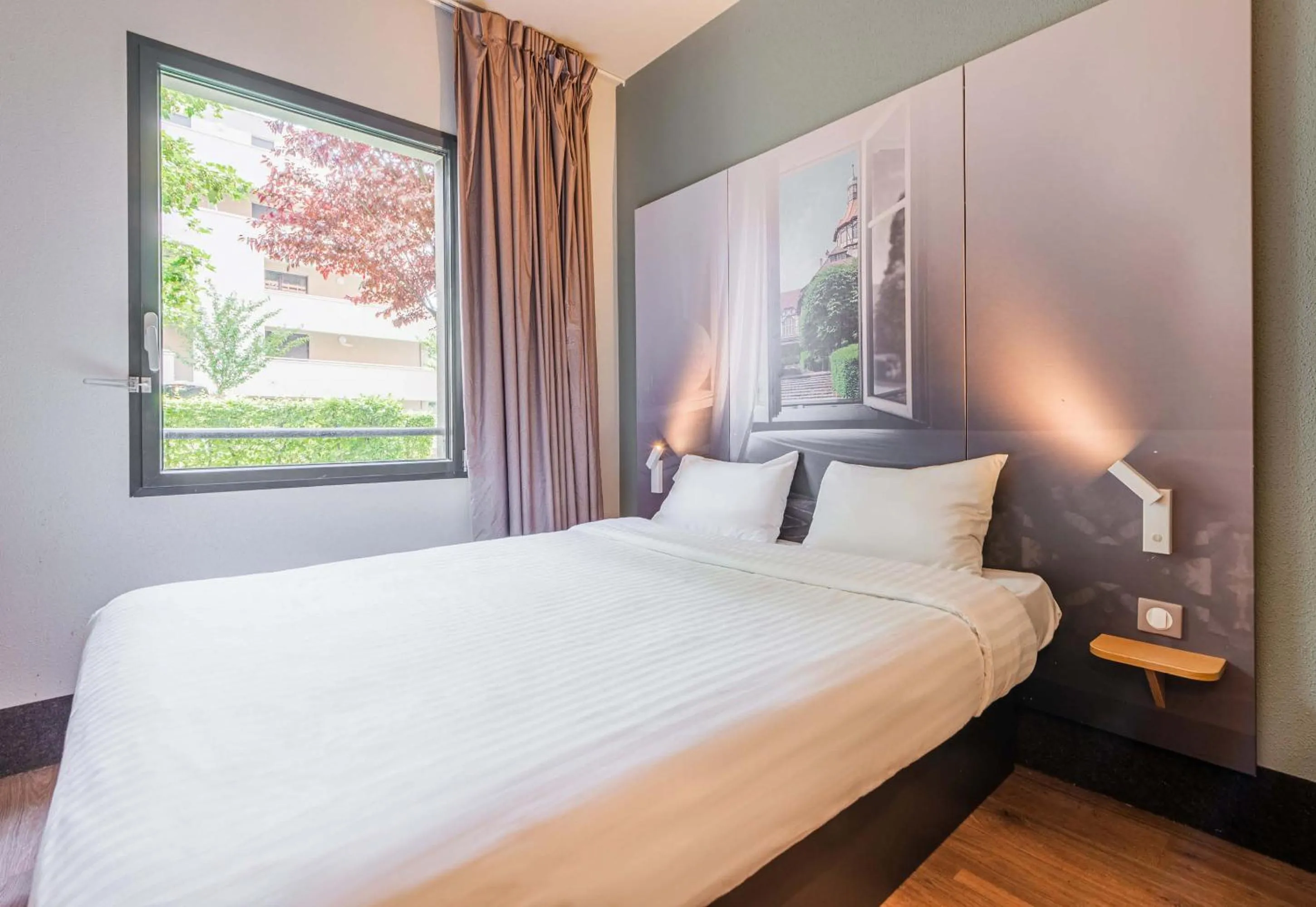 Bedroom, Bed in B&B HOTEL Mulhouse Centre