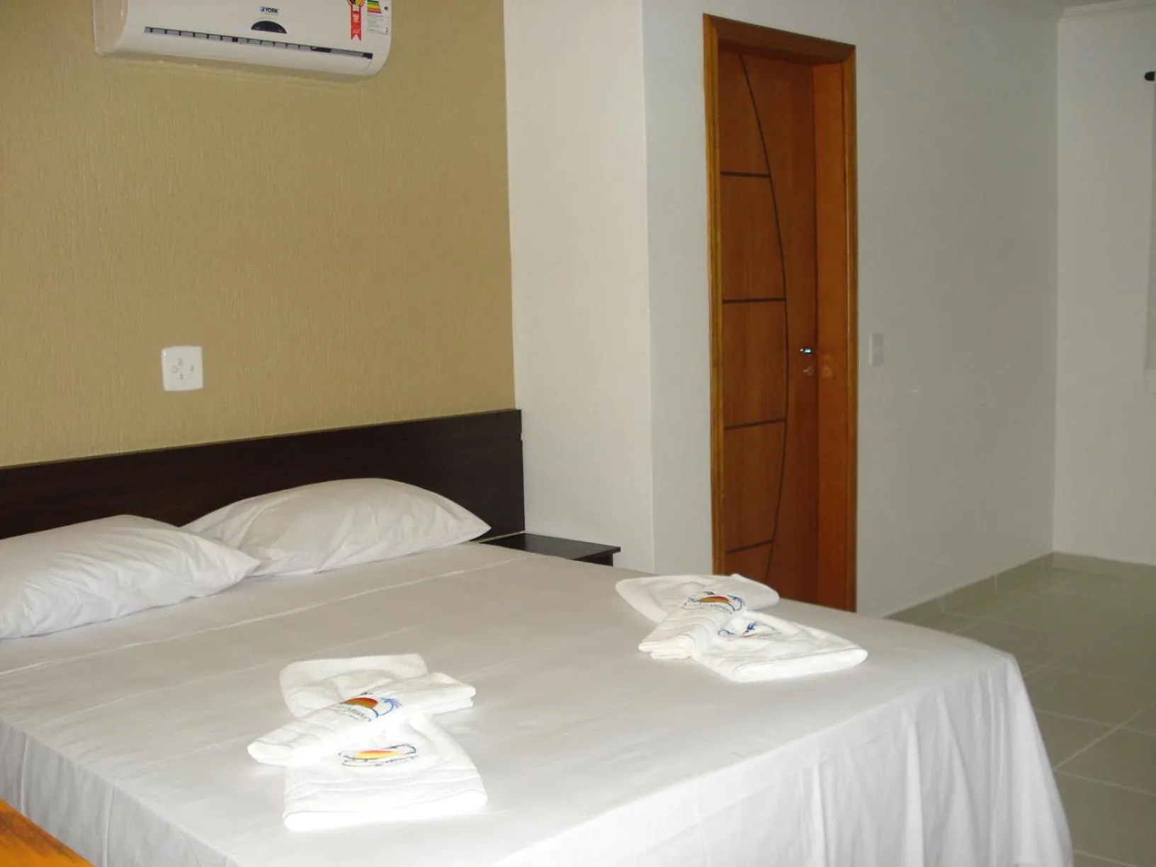 Valentina Praia Hotel