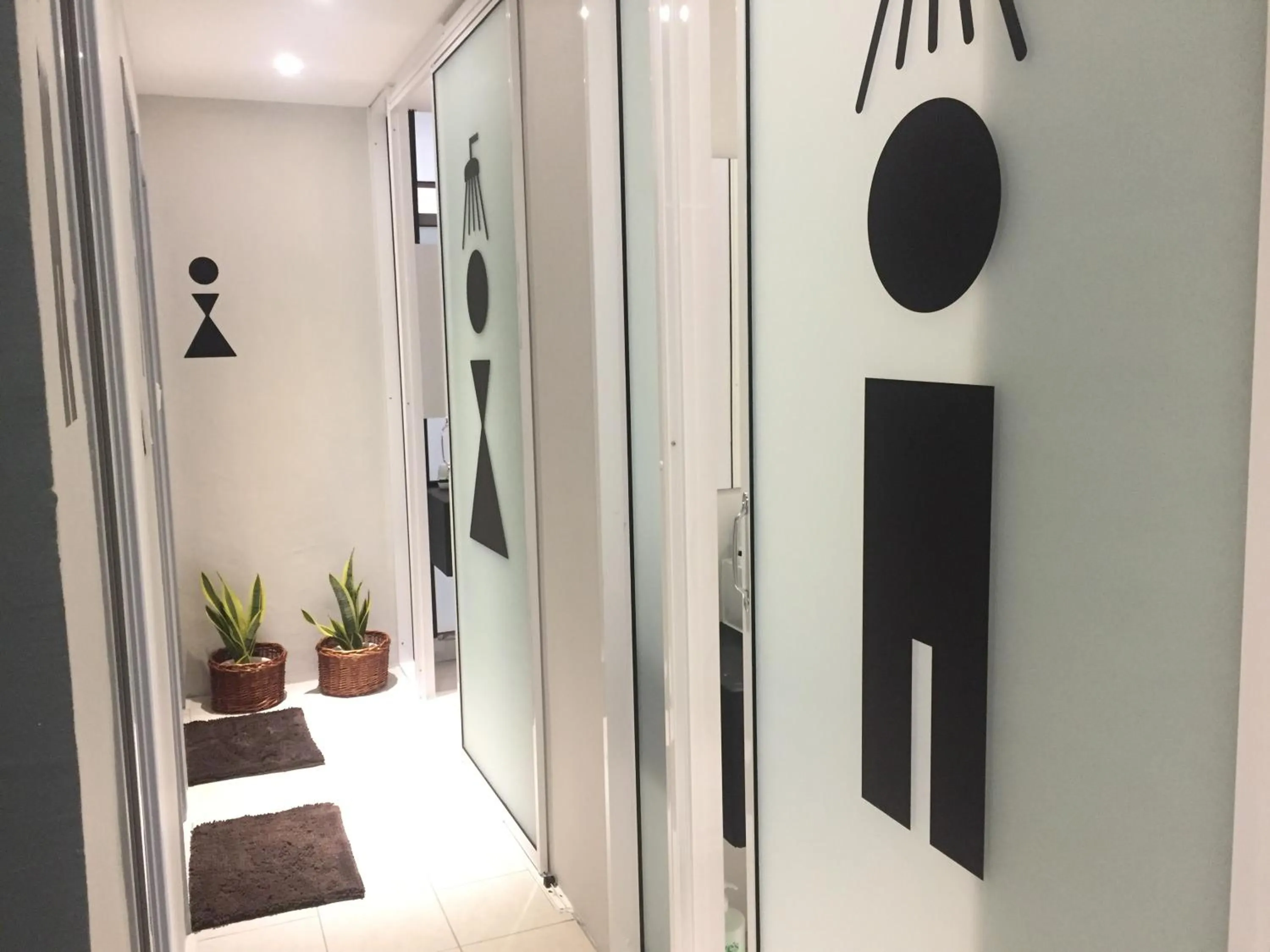 Bathroom in Vibrant Hostel