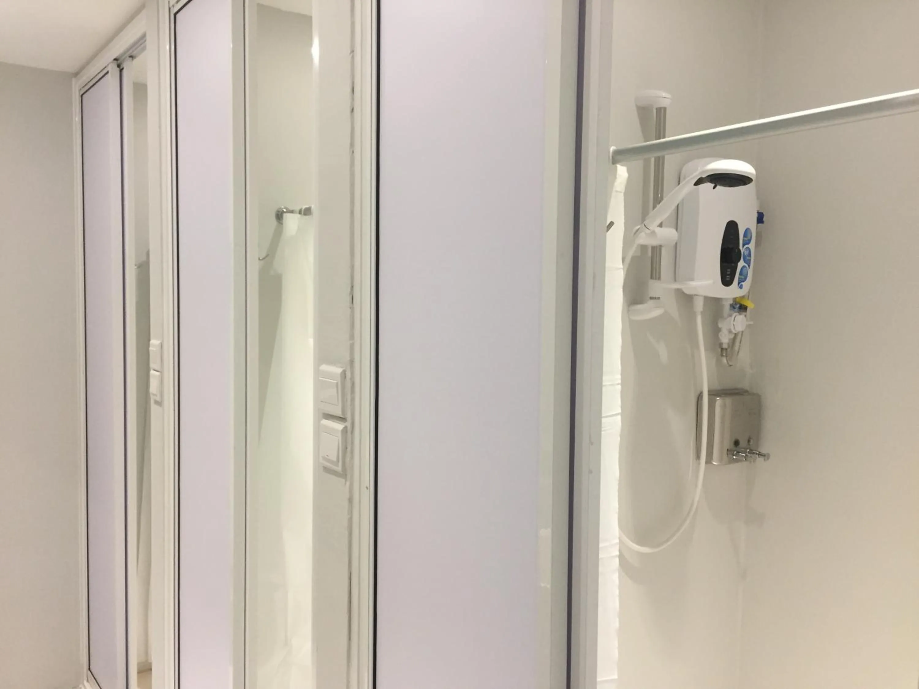 Bathroom in Vibrant Hostel