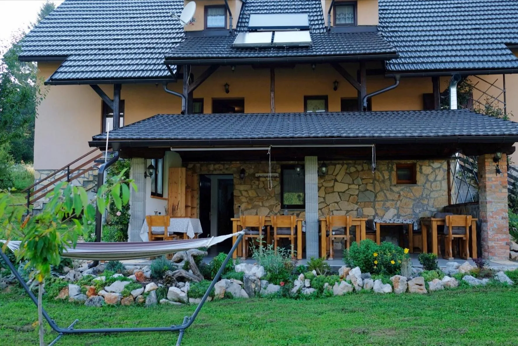 House Izvor