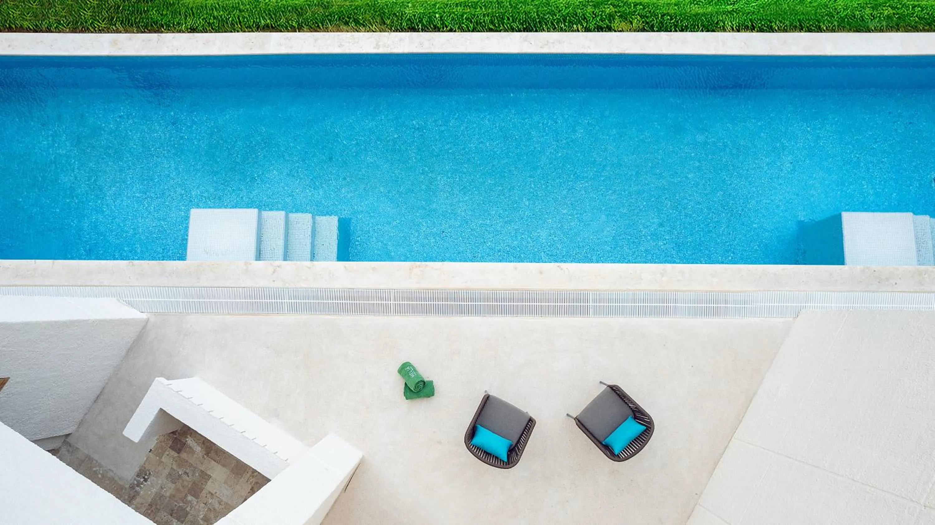 Swimming pool in Melia Casa Maya Cancun All Inclusive