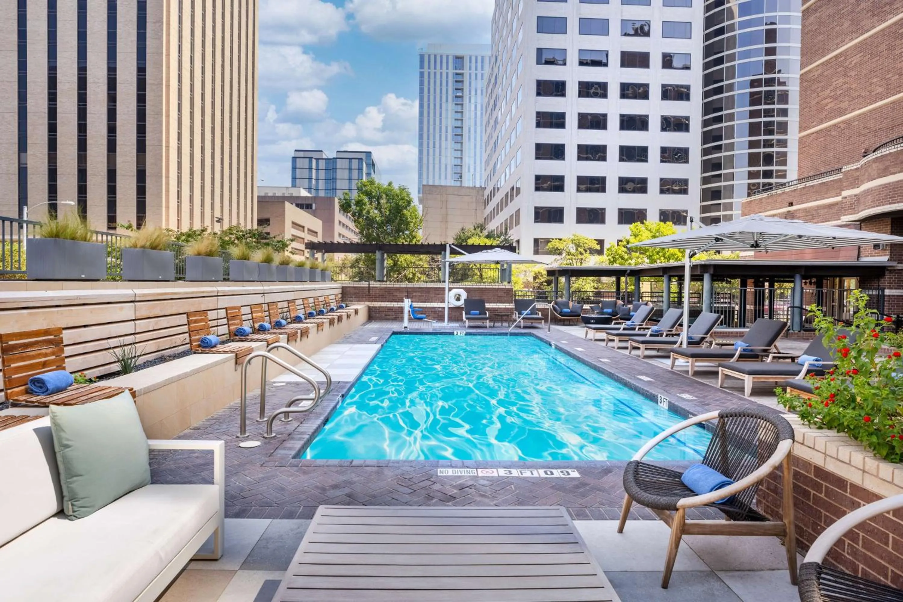 Pool view in DoubleTree Suites by Hilton Austin Downtown Capitol