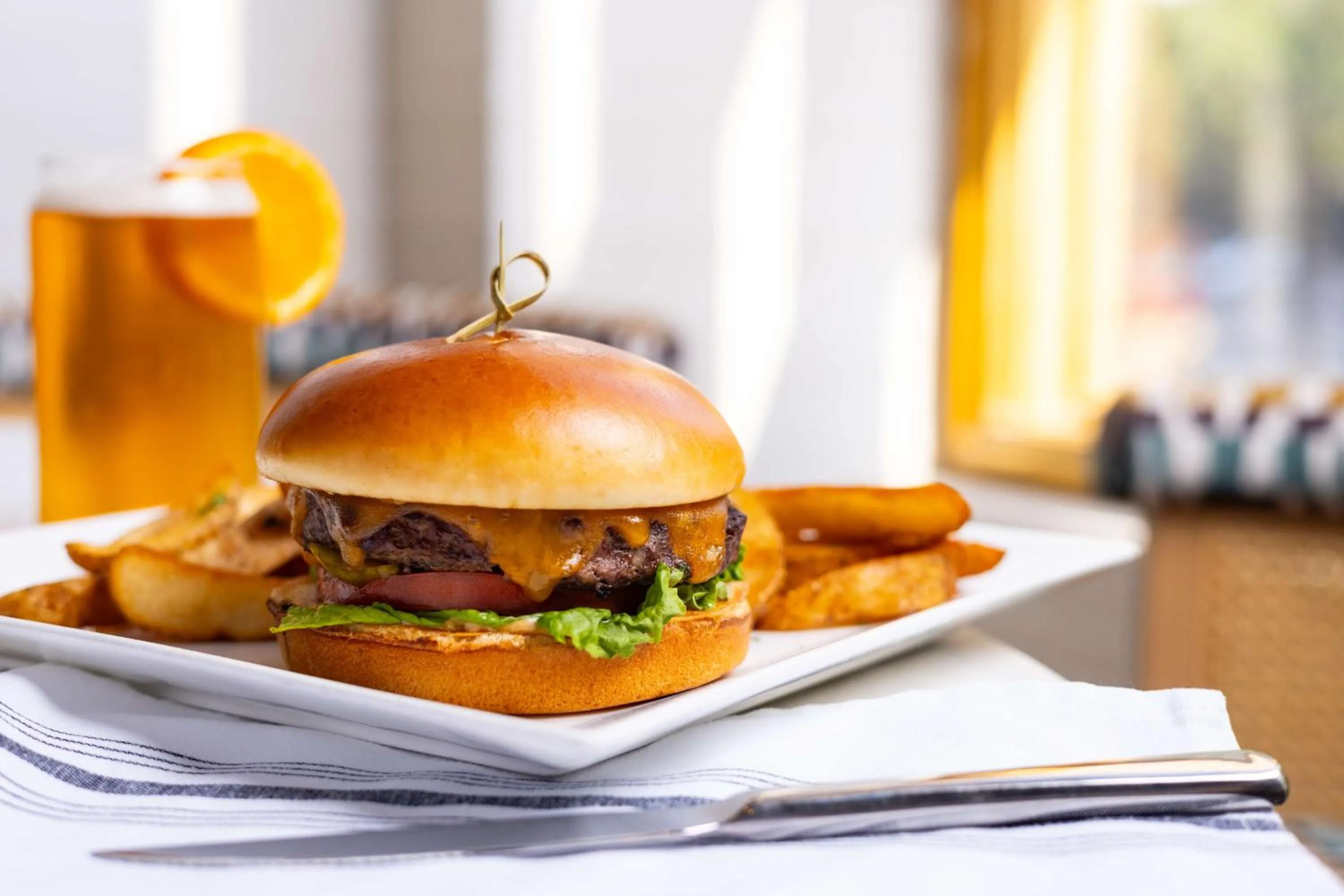 Restaurant/places to eat in DoubleTree Suites by Hilton Austin Downtown Capitol