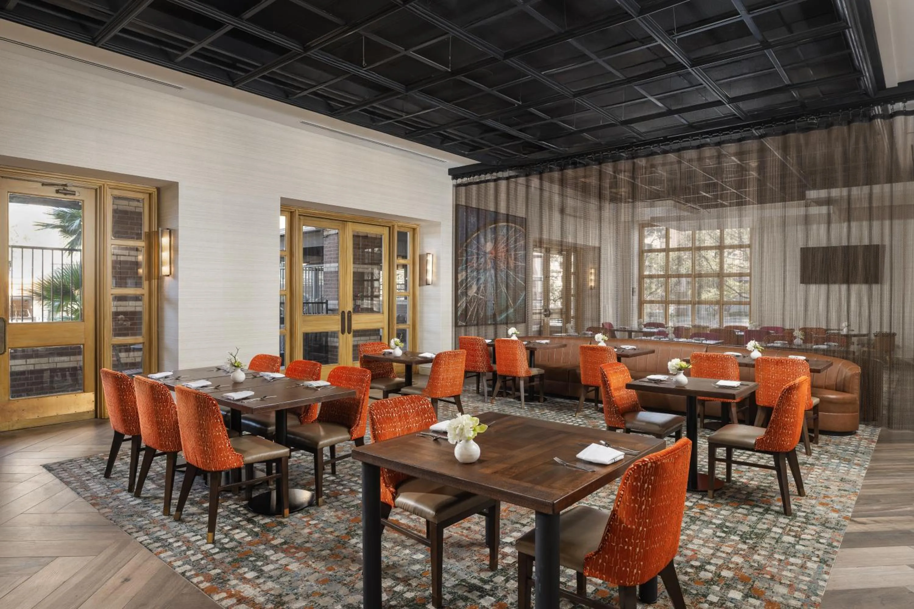 Restaurant/places to eat in DoubleTree Suites by Hilton Austin Downtown Capitol