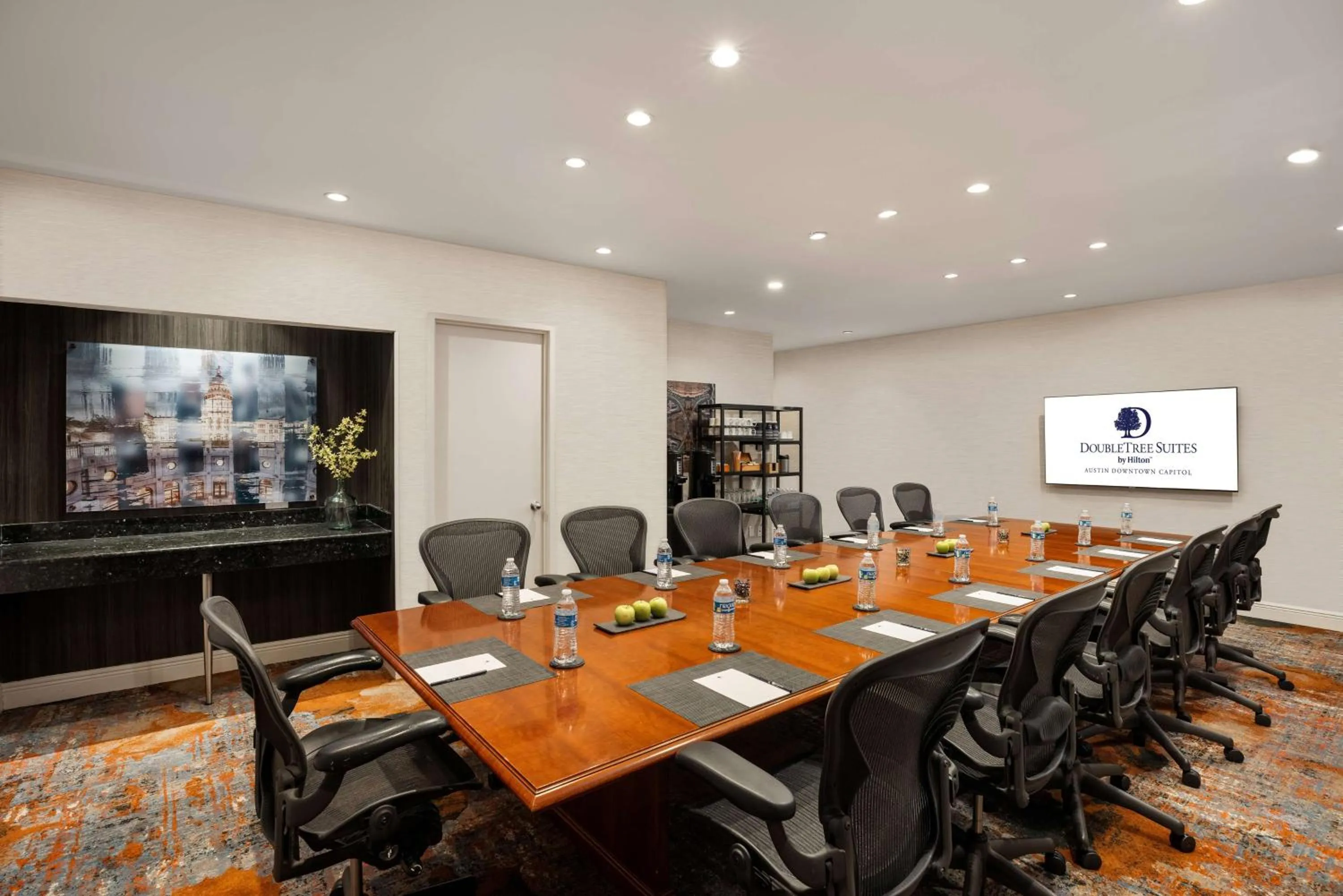 Meeting/conference room in DoubleTree Suites by Hilton Austin Downtown Capitol