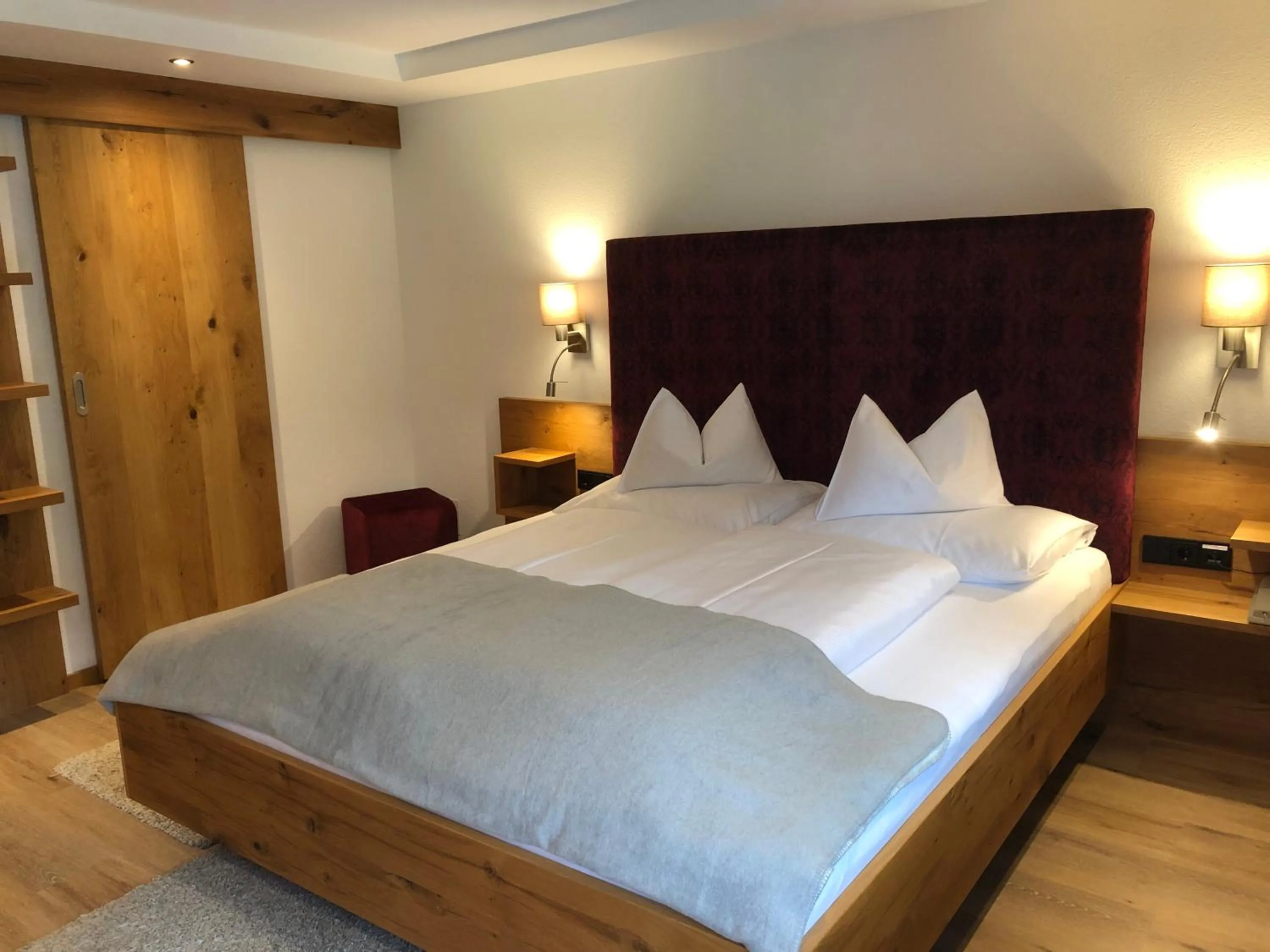 Hotel Garni Central - Zimmer - Studios - Apartments