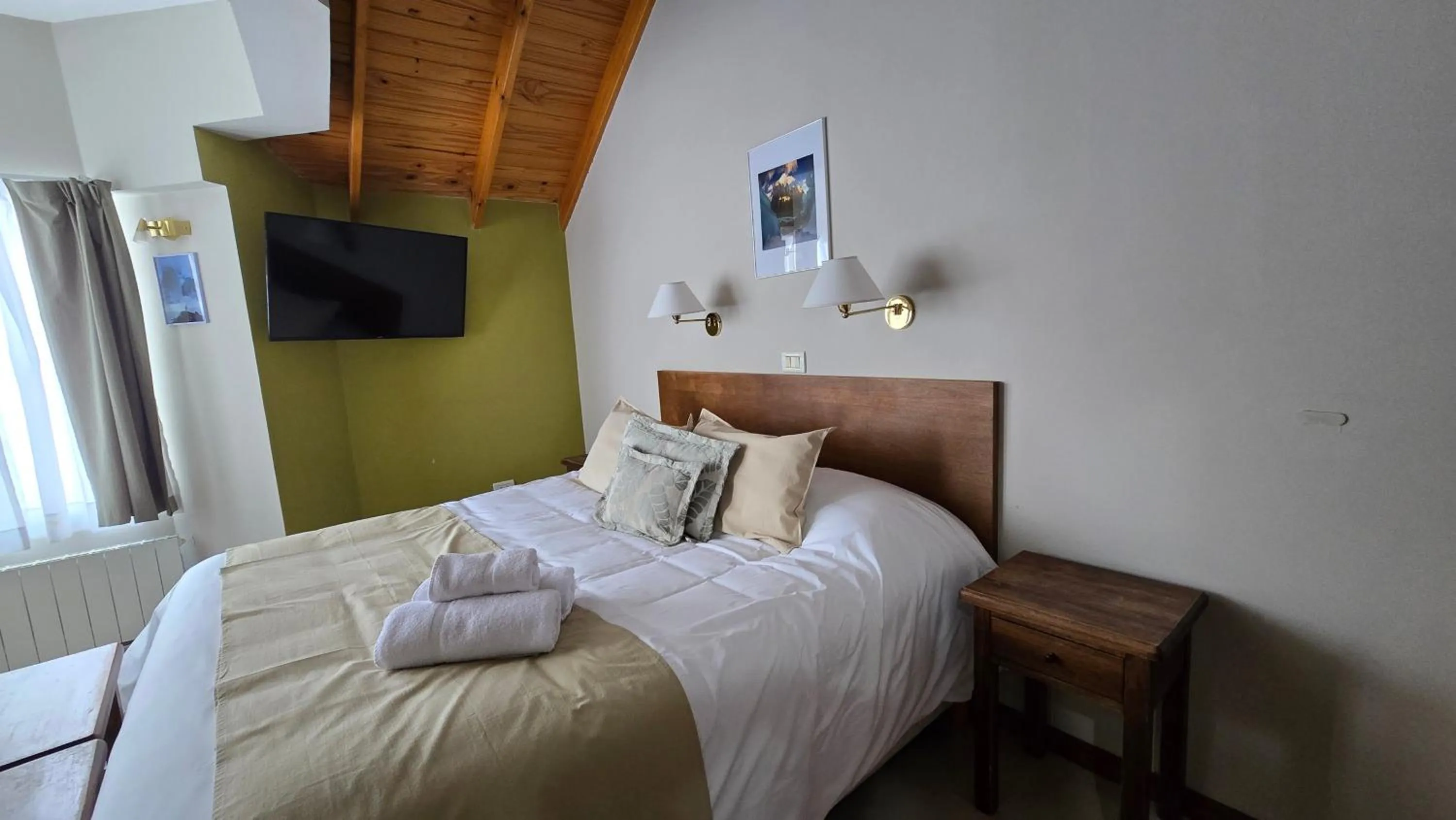 Bed in Cumbres Nevadas - Hostería Boutique