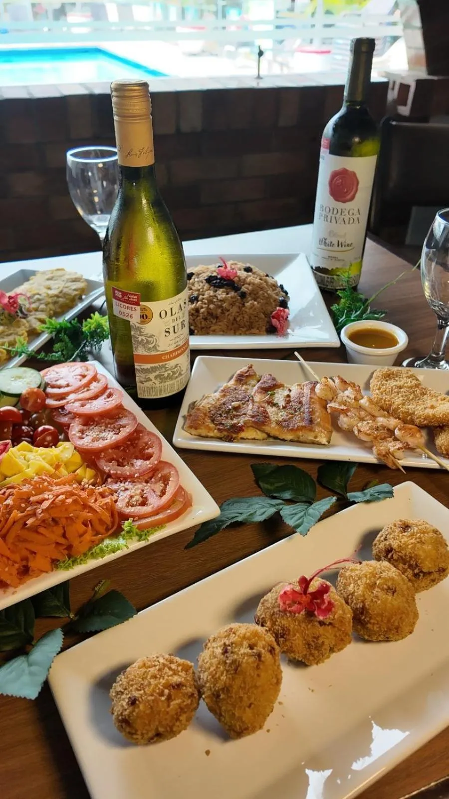 Restaurant/places to eat in Hotel San Juan Internacional