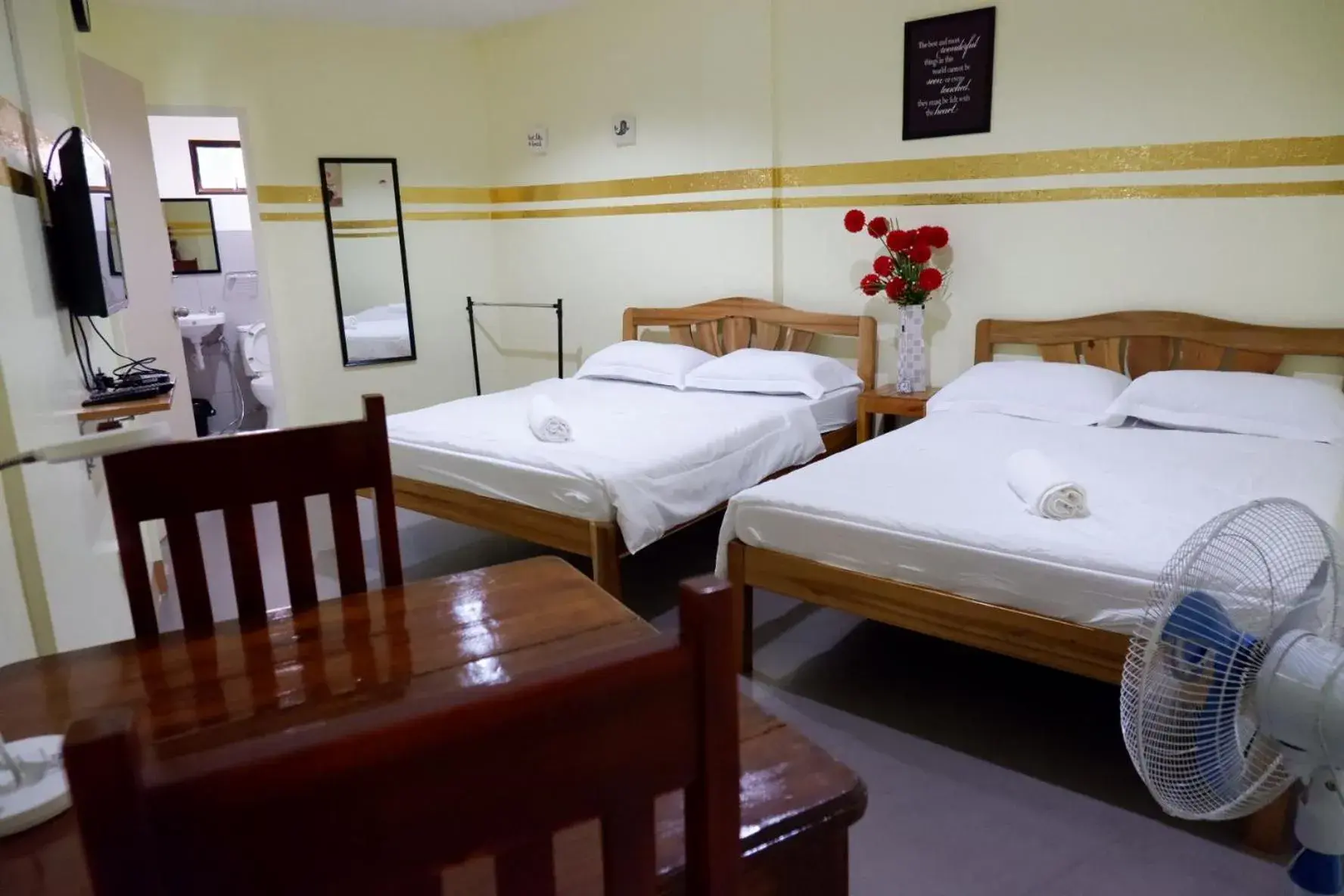 Deluxe Family Room in Nellie's Place Deluxe Family Room in Nellie's Place