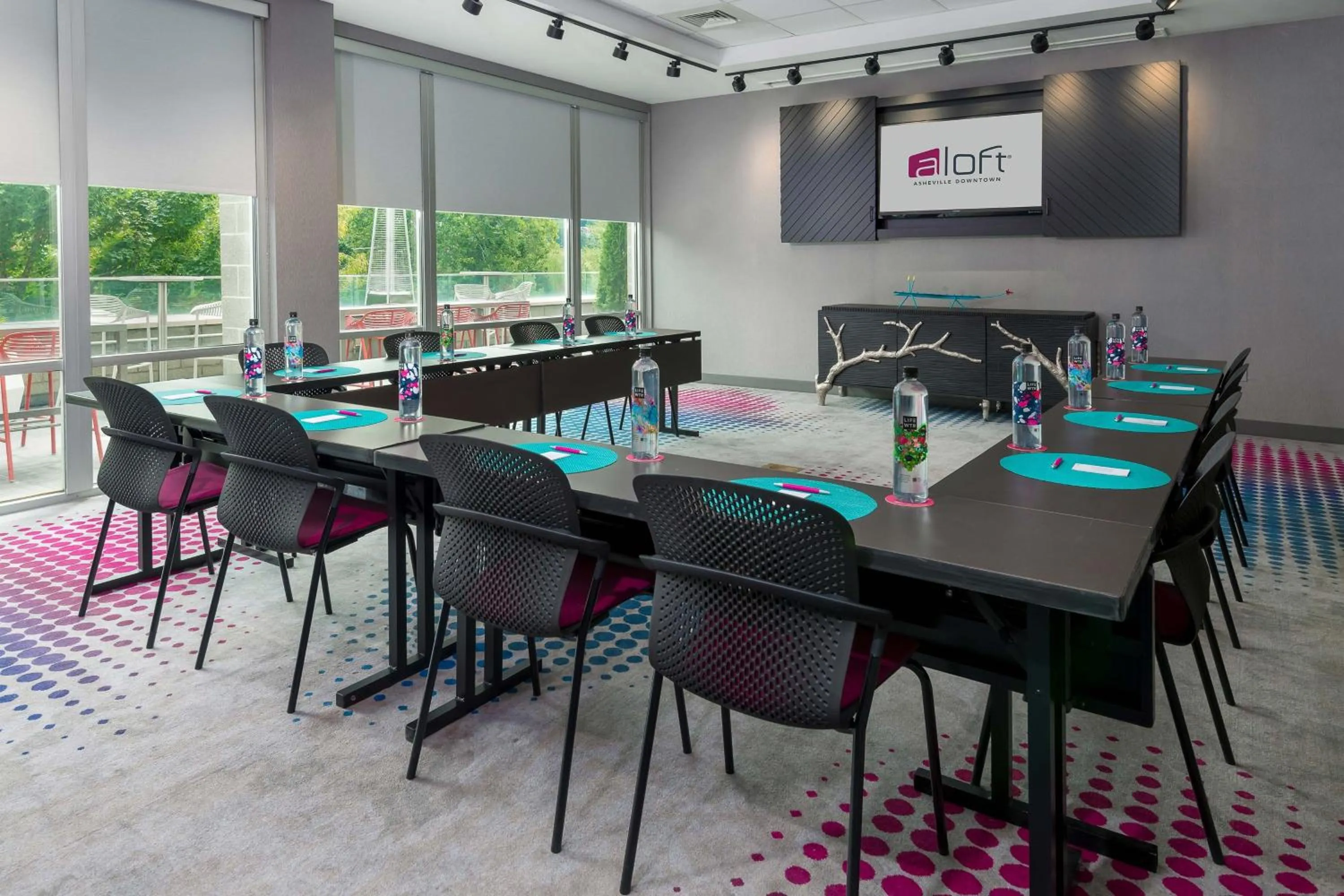Meeting/conference room in Aloft Asheville Downtown