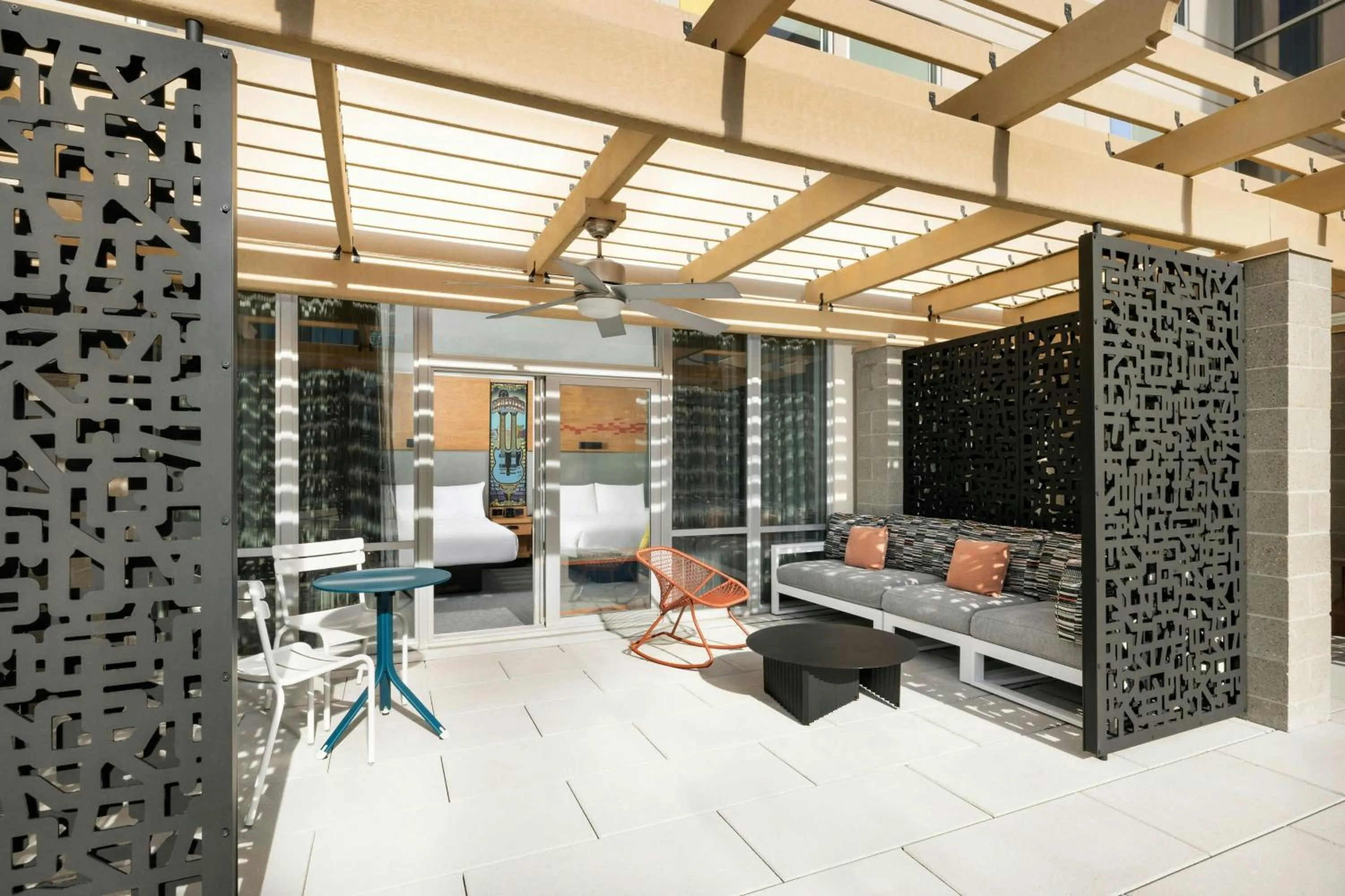 Swimming pool in Aloft Asheville Downtown