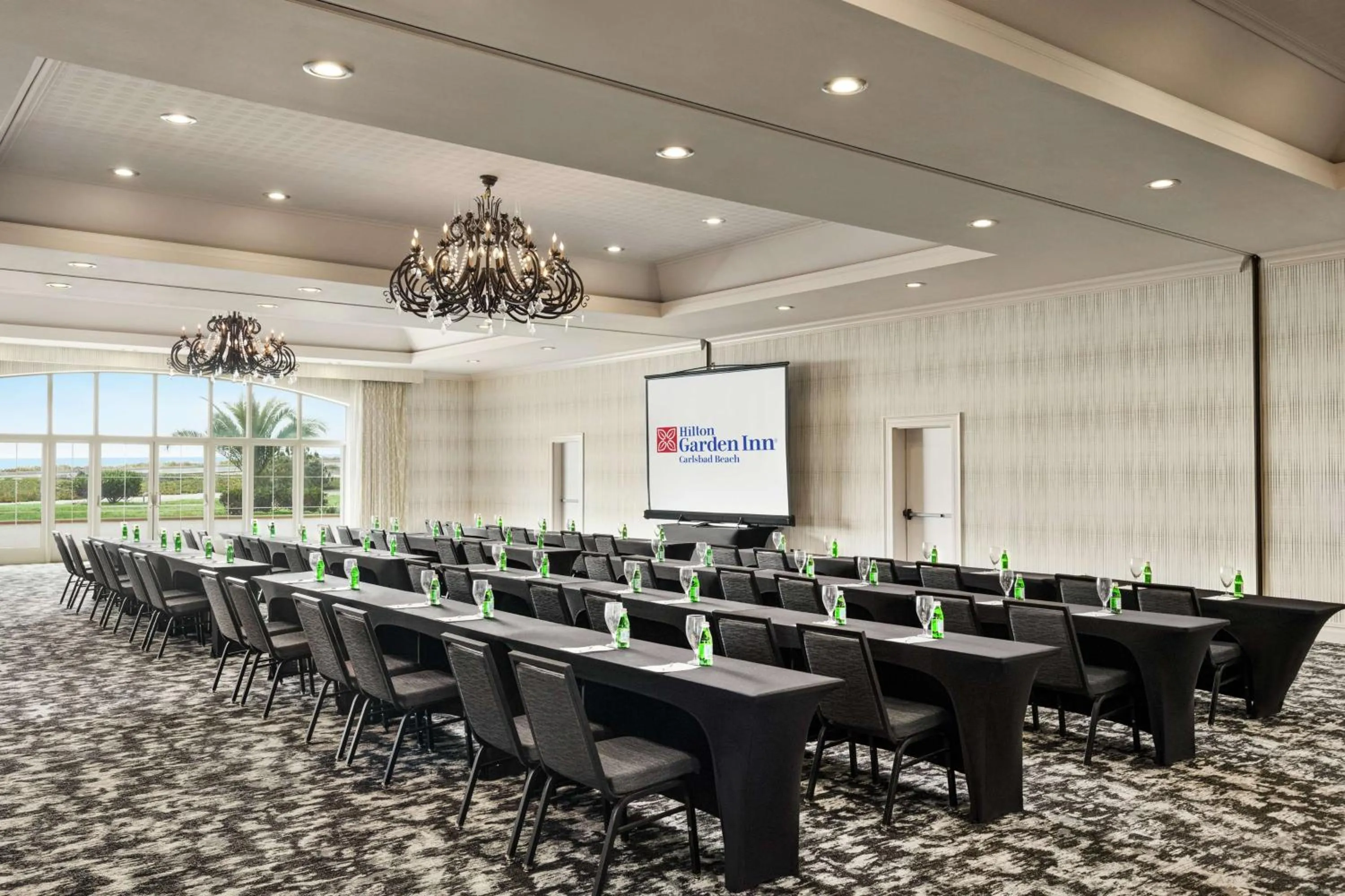 Meeting/conference room in Hilton Garden Inn Carlsbad Beach