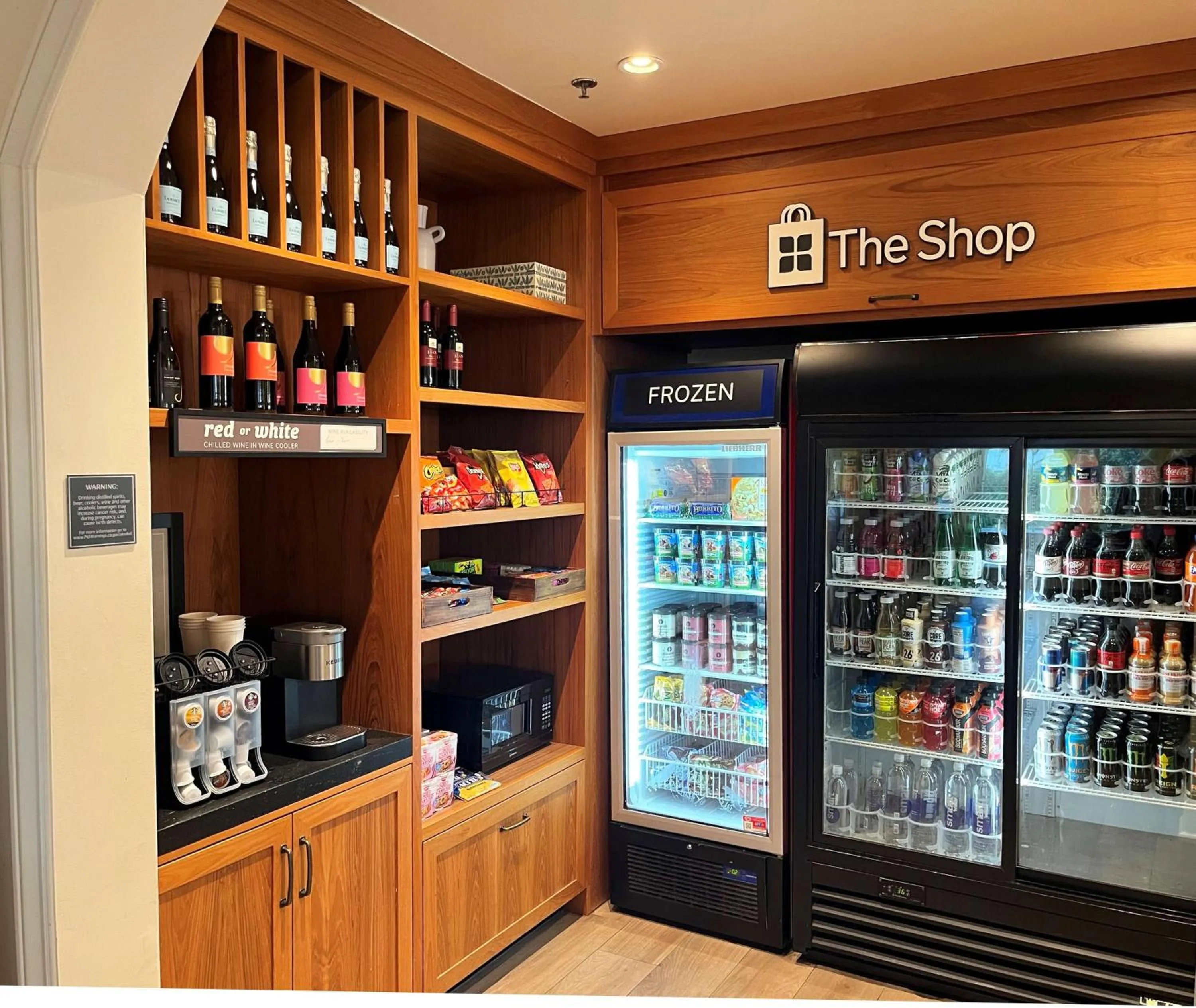 Restaurant/places to eat in Hilton Garden Inn Carlsbad Beach