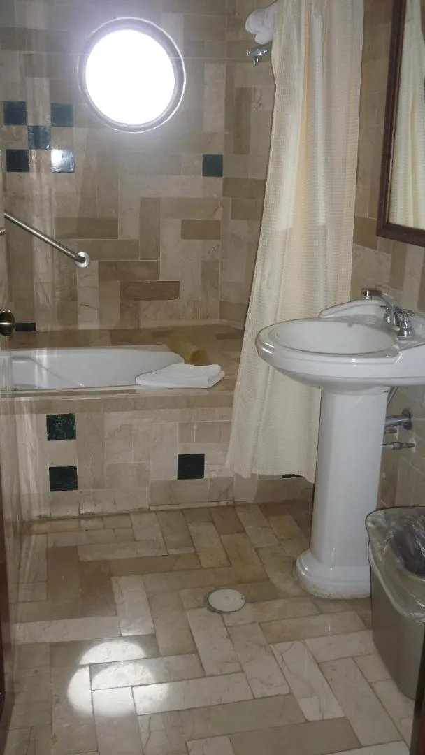 Bath, Bathroom in Hotel Hacienda de los Ángeles by Rotamundos