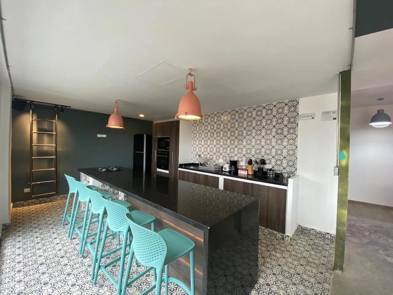 Kitchen or kitchenette in 103 Wonderful House