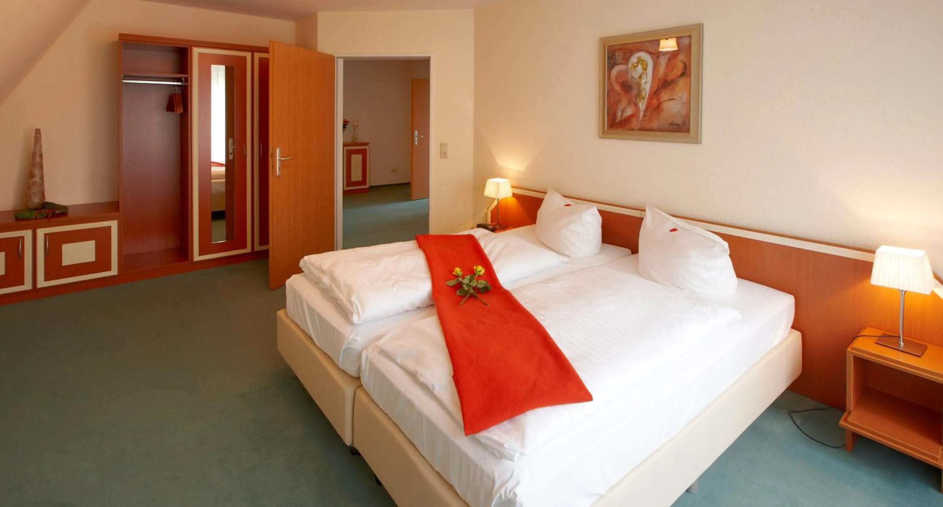 Bed in Grothenns Hotel 3-Sterne superior