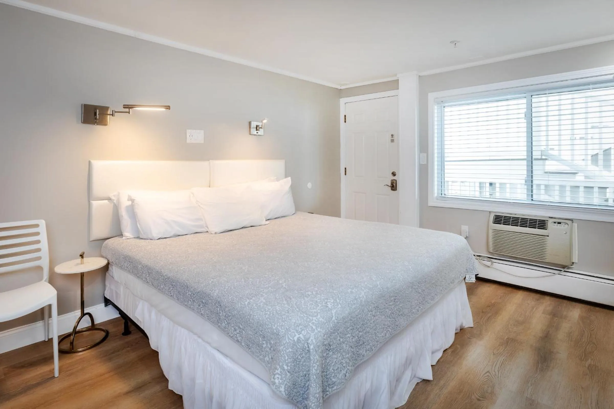 Bed in The Atlantic Motel