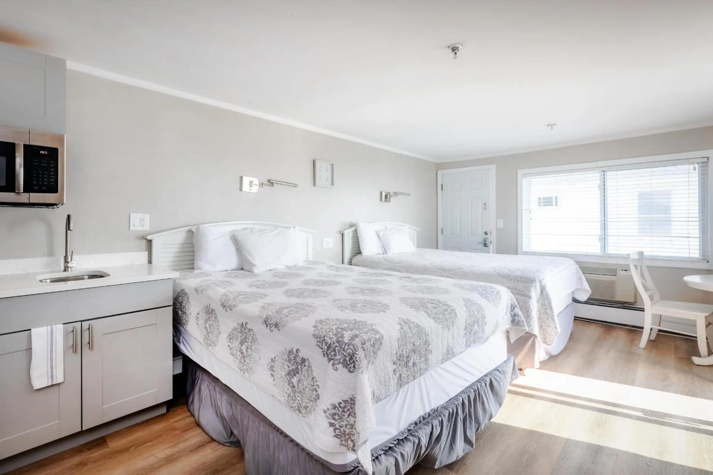 Bed in The Atlantic Motel