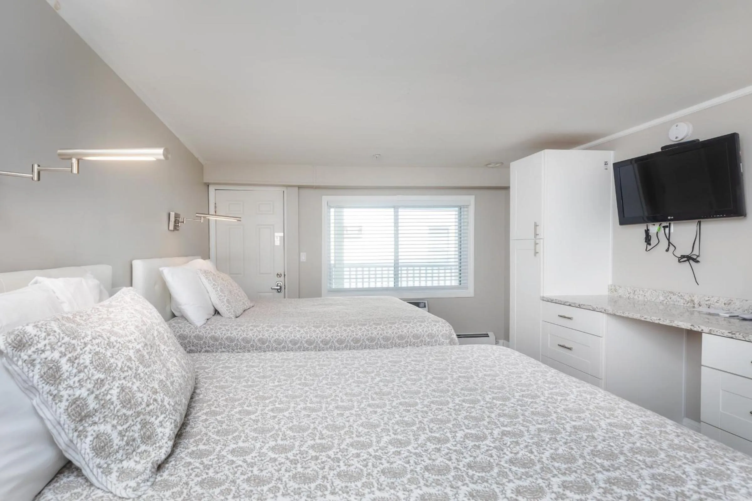 Bed in The Atlantic Motel