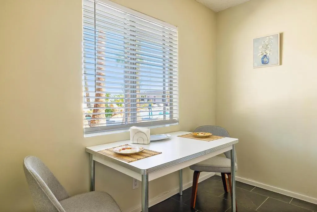 Kitchen or kitchenette in Lido Palms Resort and Spa