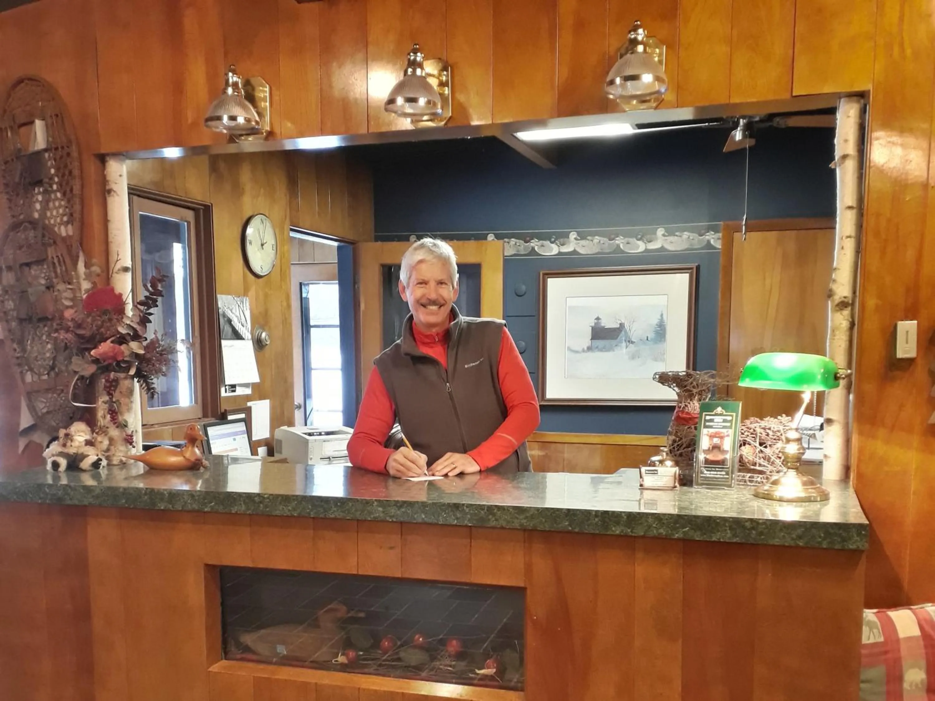 Lobby or reception in Birchwood Inn