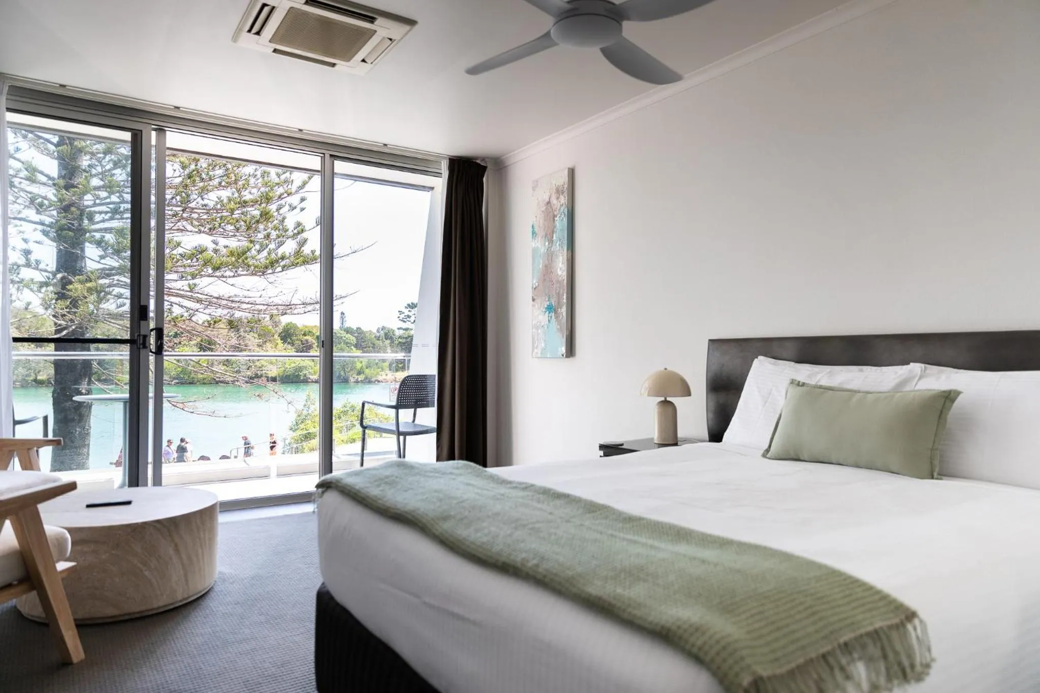 View (from property/room), Bed in Brunswick River Inn