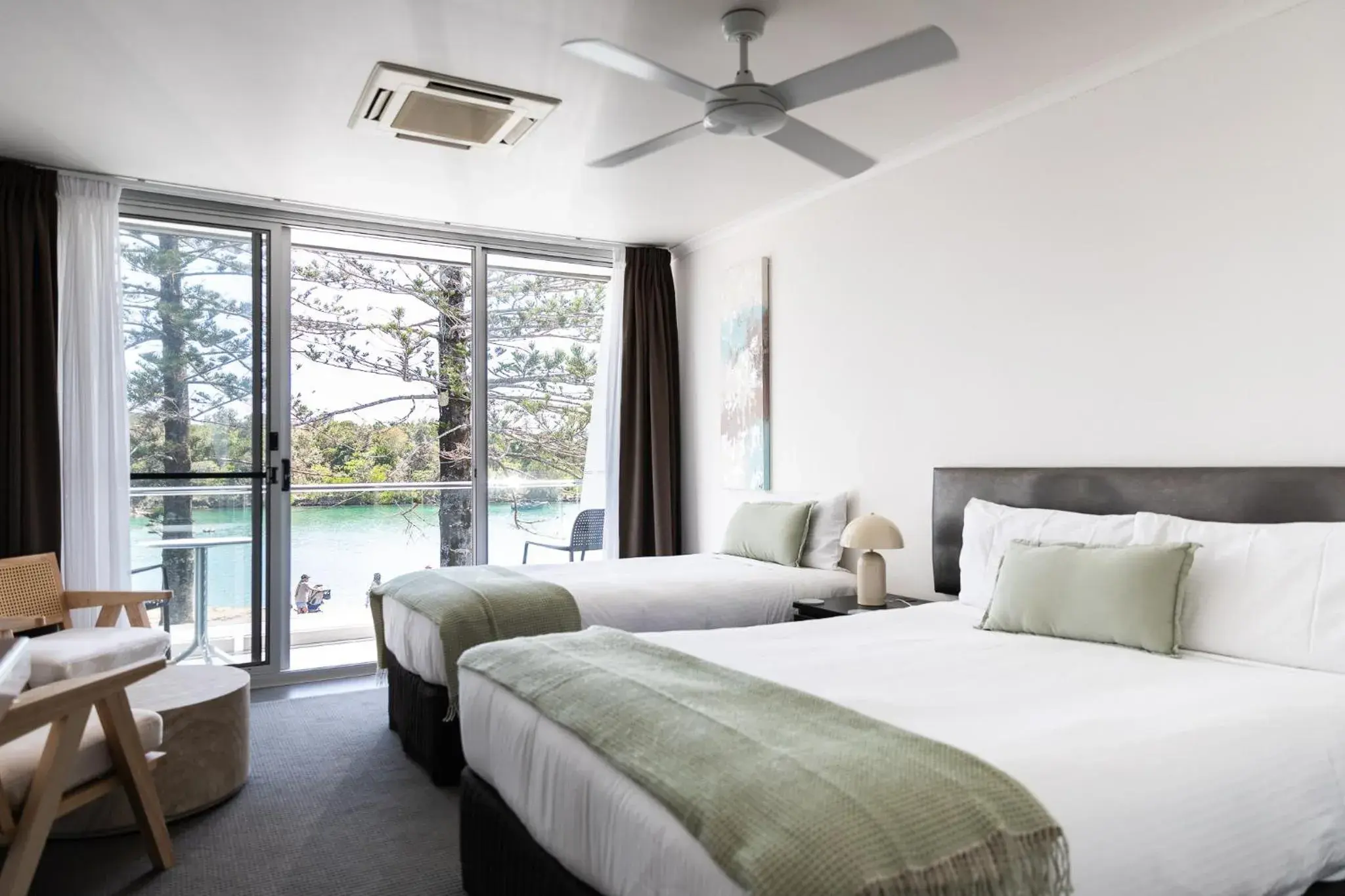 Superior Triple Room in Brunswick River Inn Superior Triple Room in Brunswick River Inn