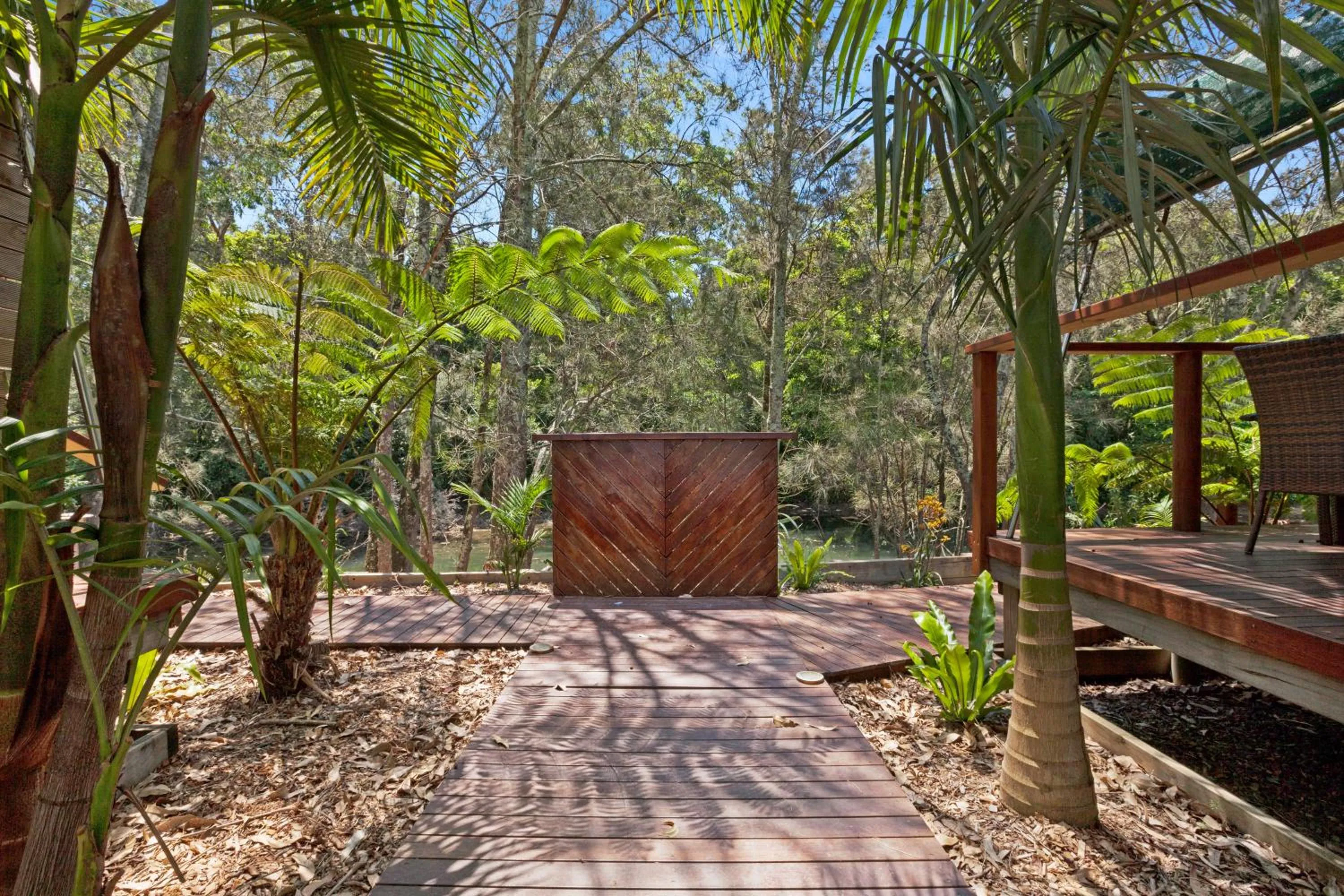Garden in Seven Mile Beach Holiday Park