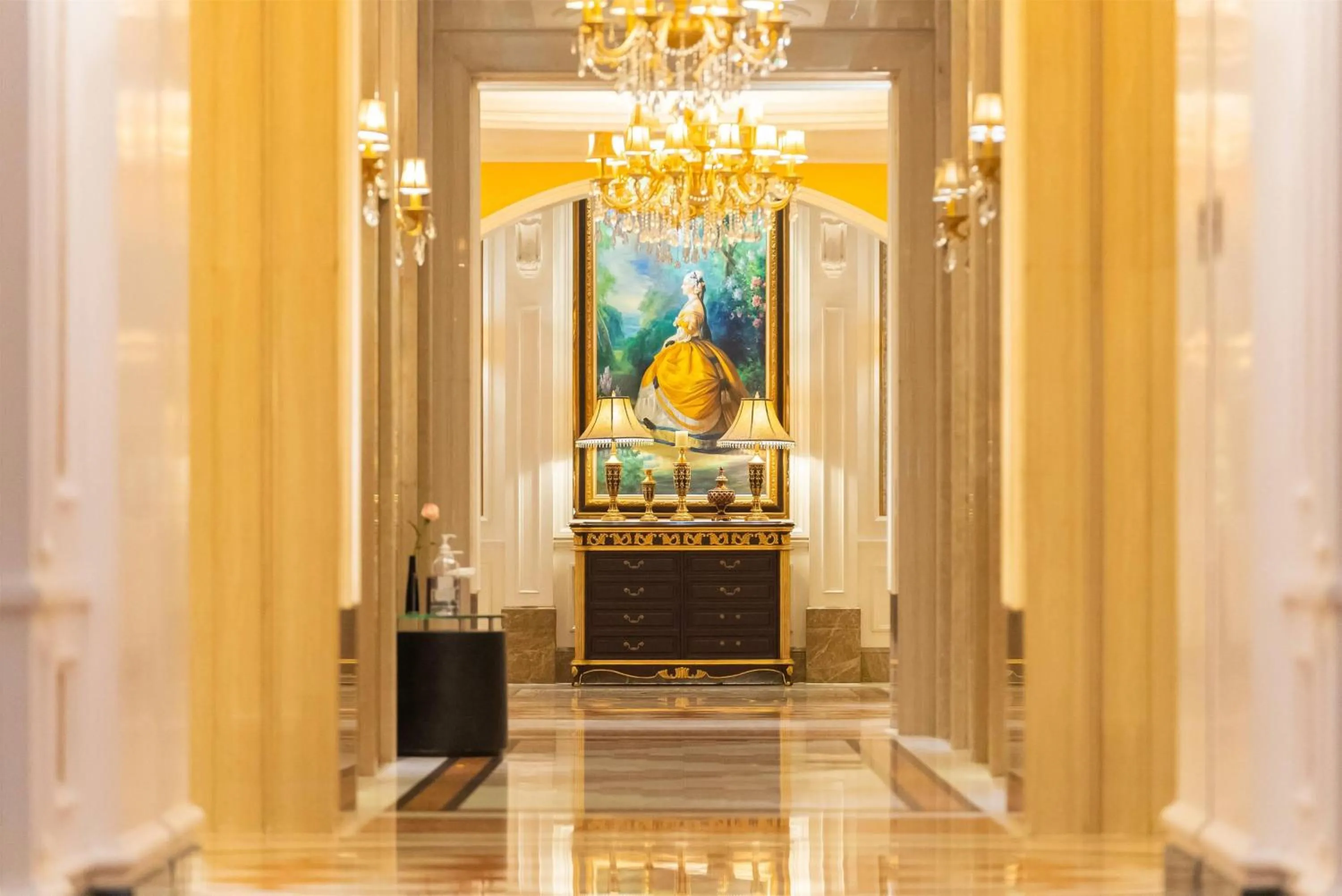 Restaurant/places to eat in Ramada Plaza Optics Valley Hotel Wuhan (Best of Ramada Worldwide)