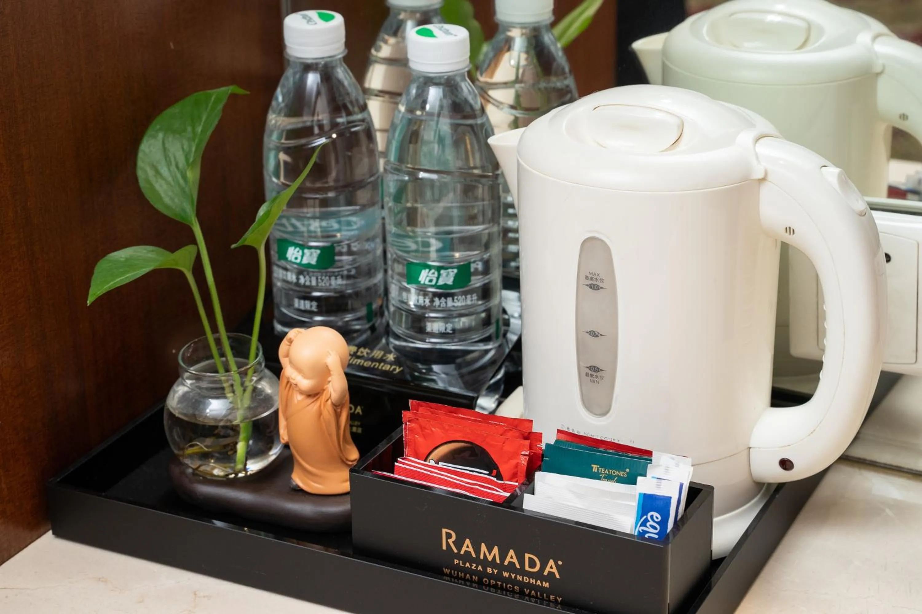 Coffee/tea facilities in Ramada Plaza Optics Valley Hotel Wuhan (Best of Ramada Worldwide)