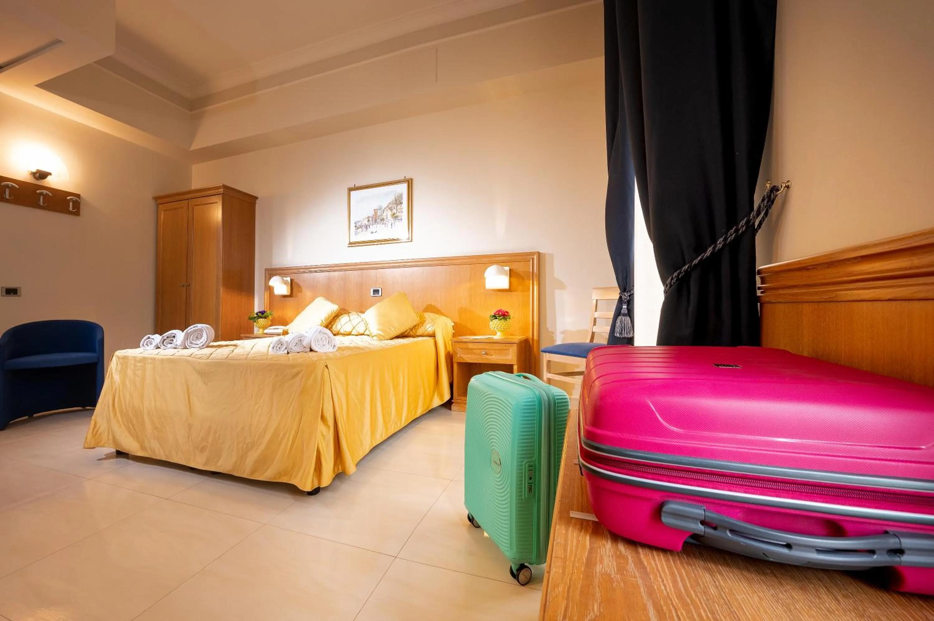 Bedroom, Bed in Hotel Sabbie d'Oro