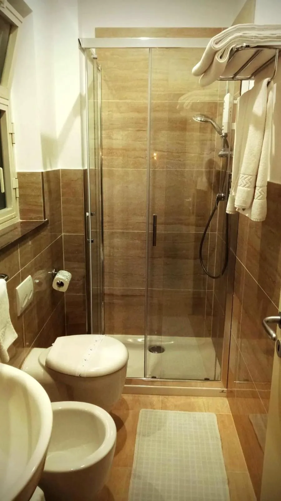 Bathroom in Hotel Sabbie d'Oro