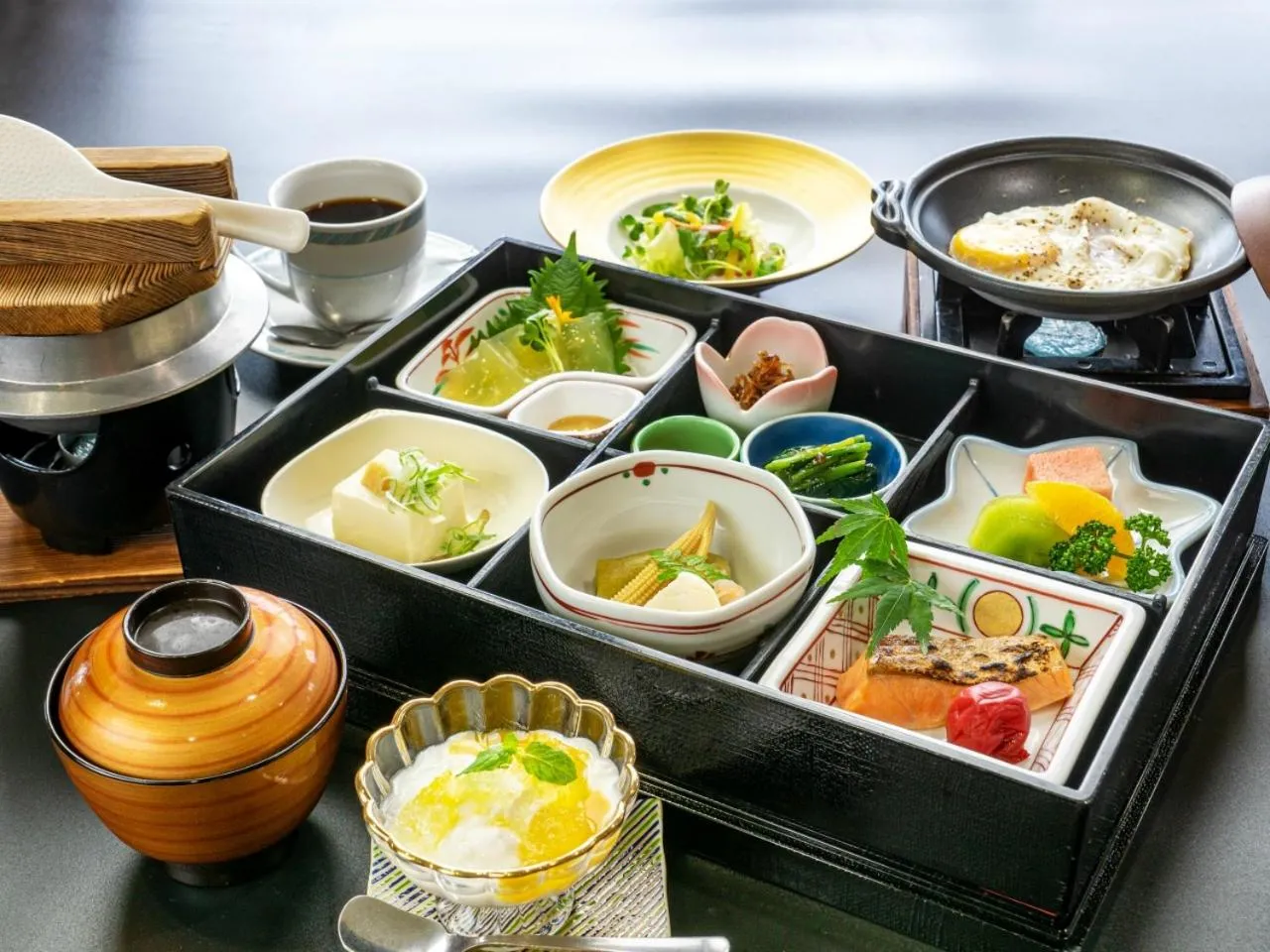 Breakfast in Shikino Mori