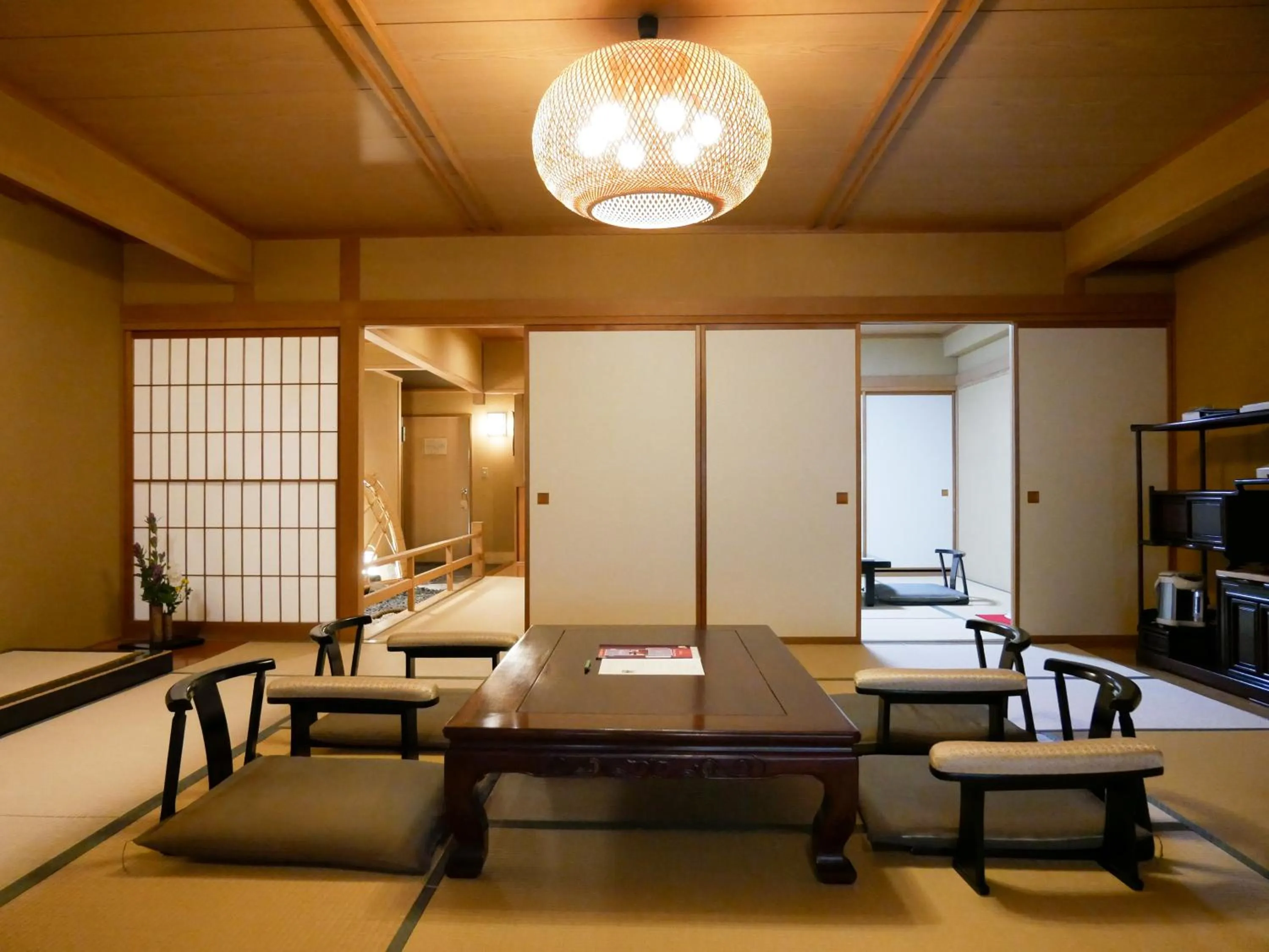 Photo of the whole room in Myojinkan