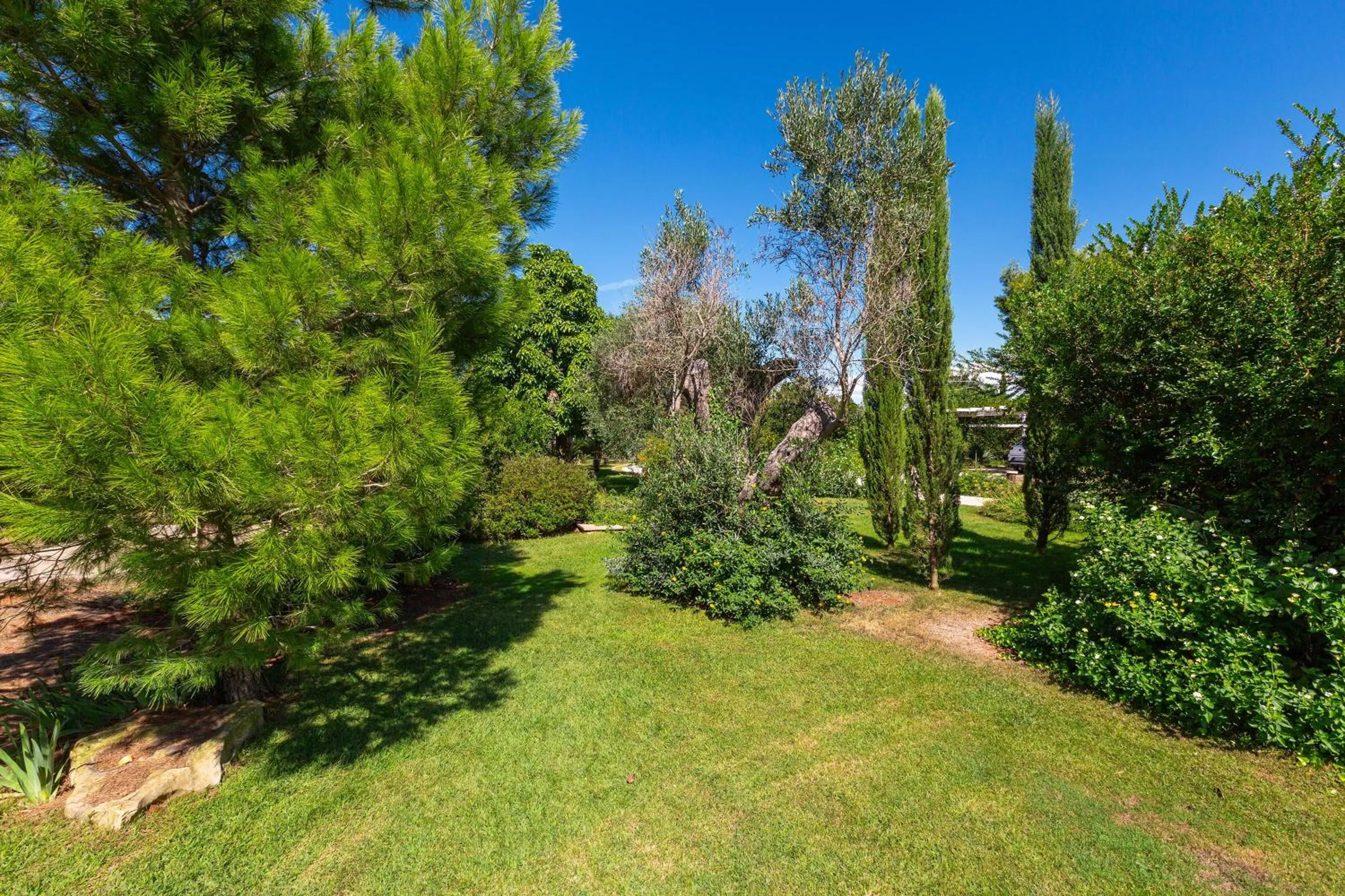Garden in Villa Chiara by Perle di Puglia