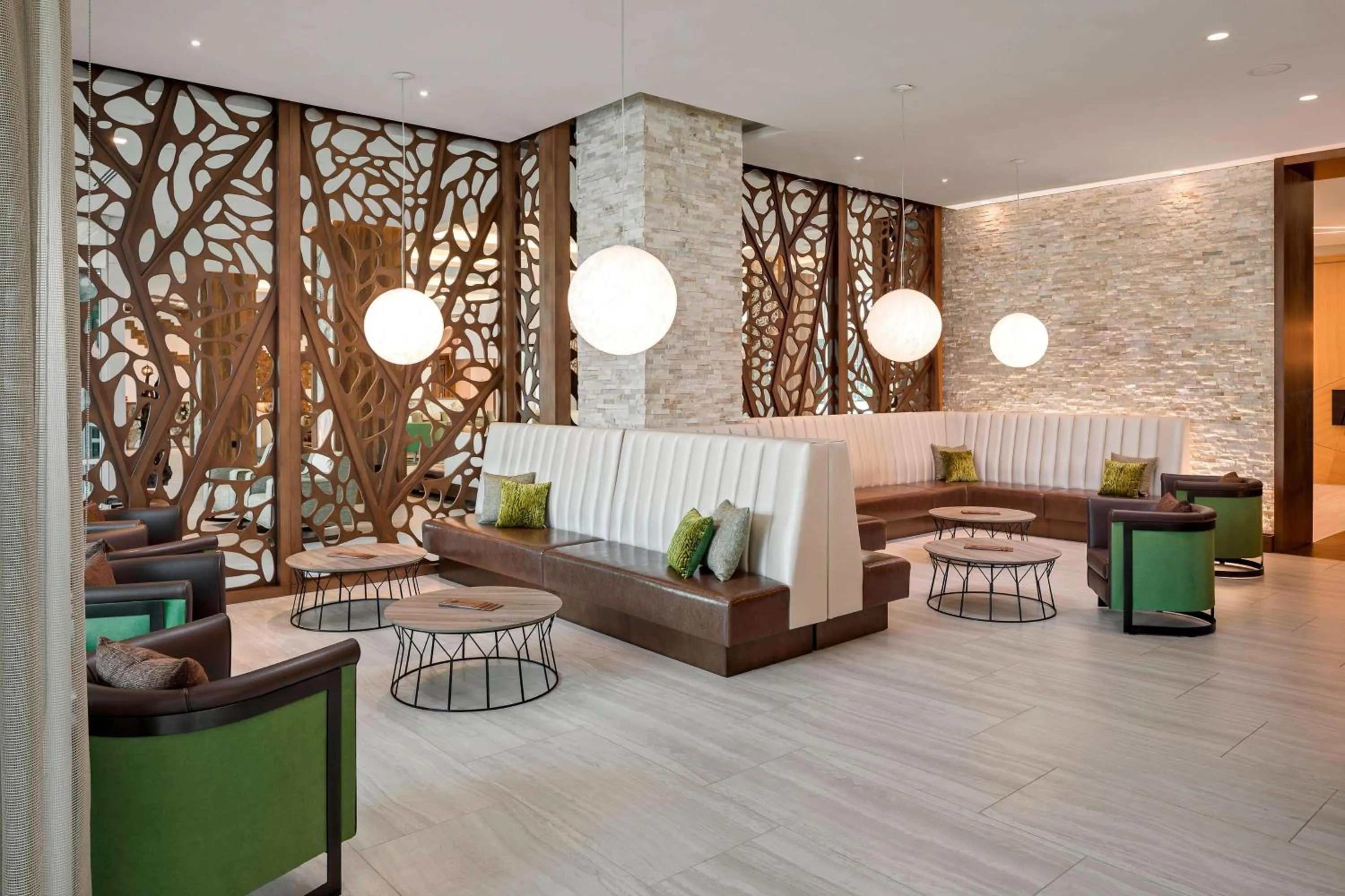 Restaurant/places to eat in SpringHill Suites by Marriott Greenville Downtown