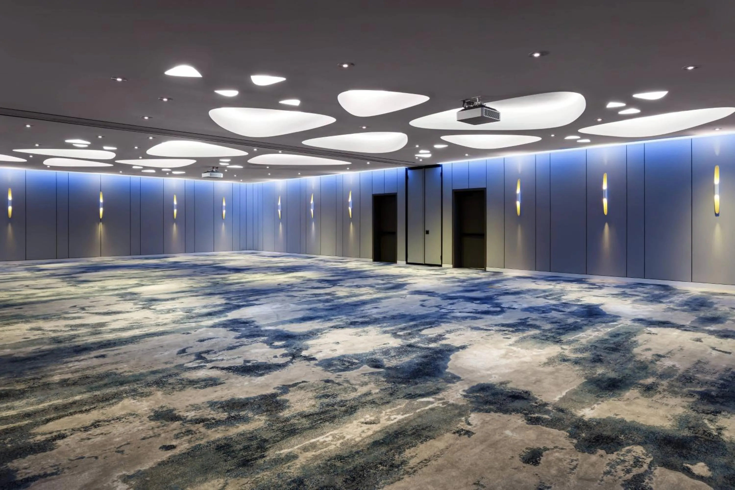 Meeting/conference room in JW Marriott Edmonton ICE District