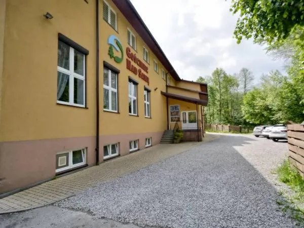 Property building in GOŚCINIEC NAD SAWĄ