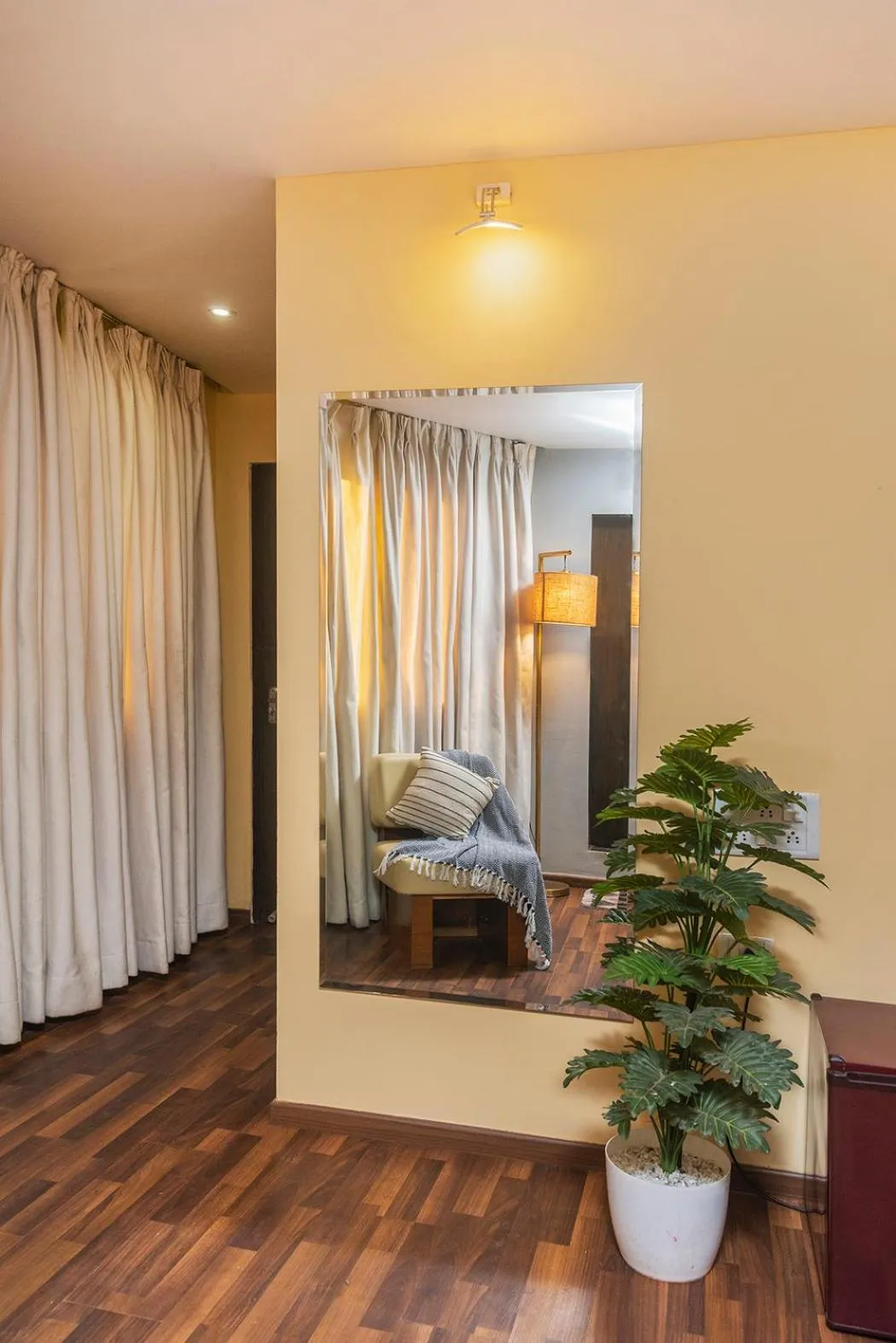 Bed in Hotel Orritel West