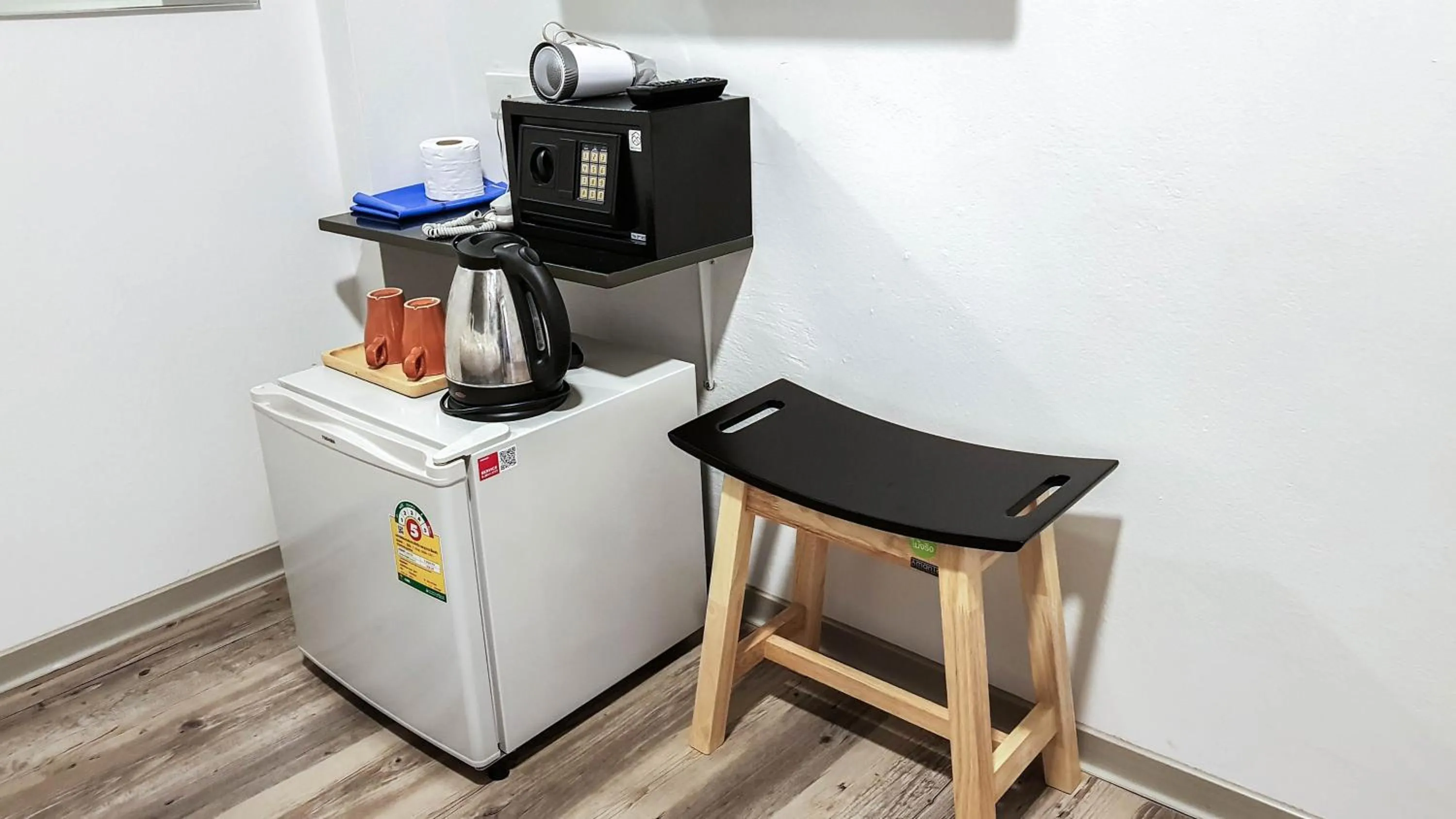 Coffee/tea facilities in Kim Korner Hotel