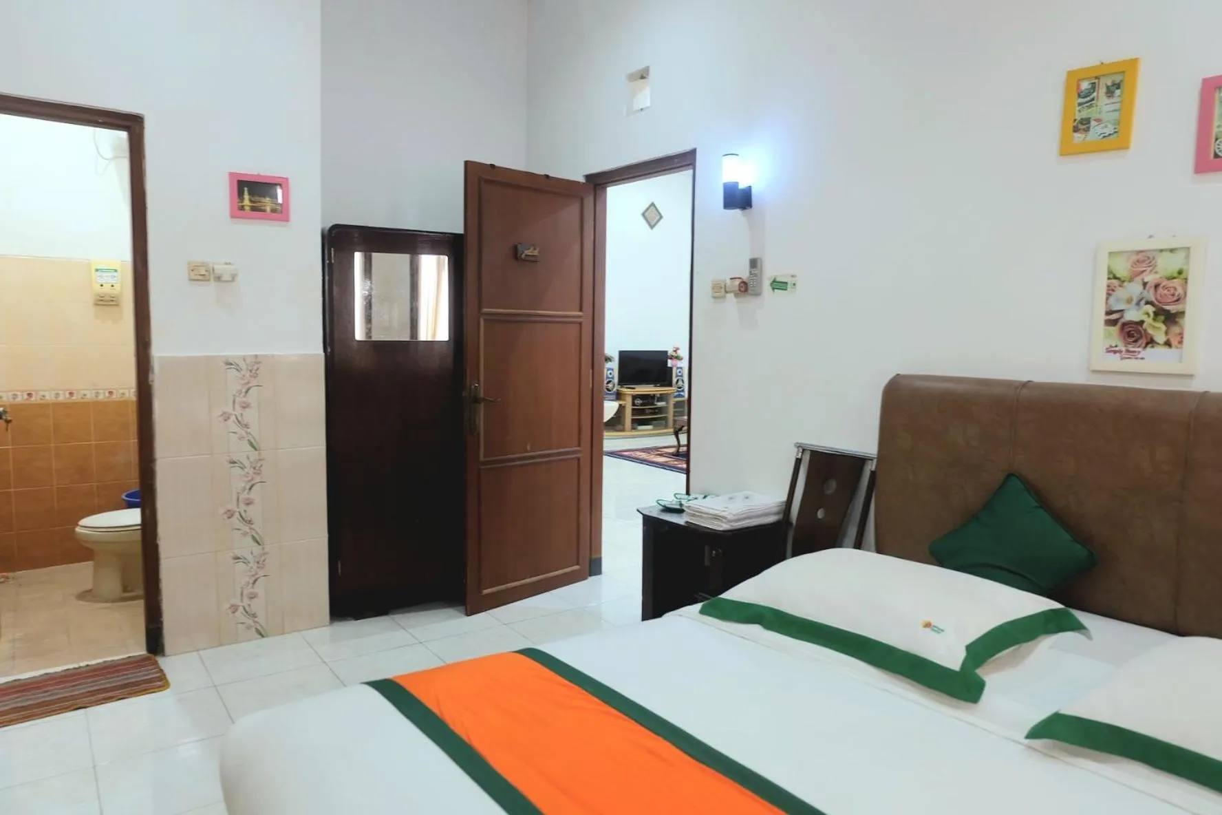 Bed in Homestay Jogja Dekat Taman Pelangi by Simply Homy