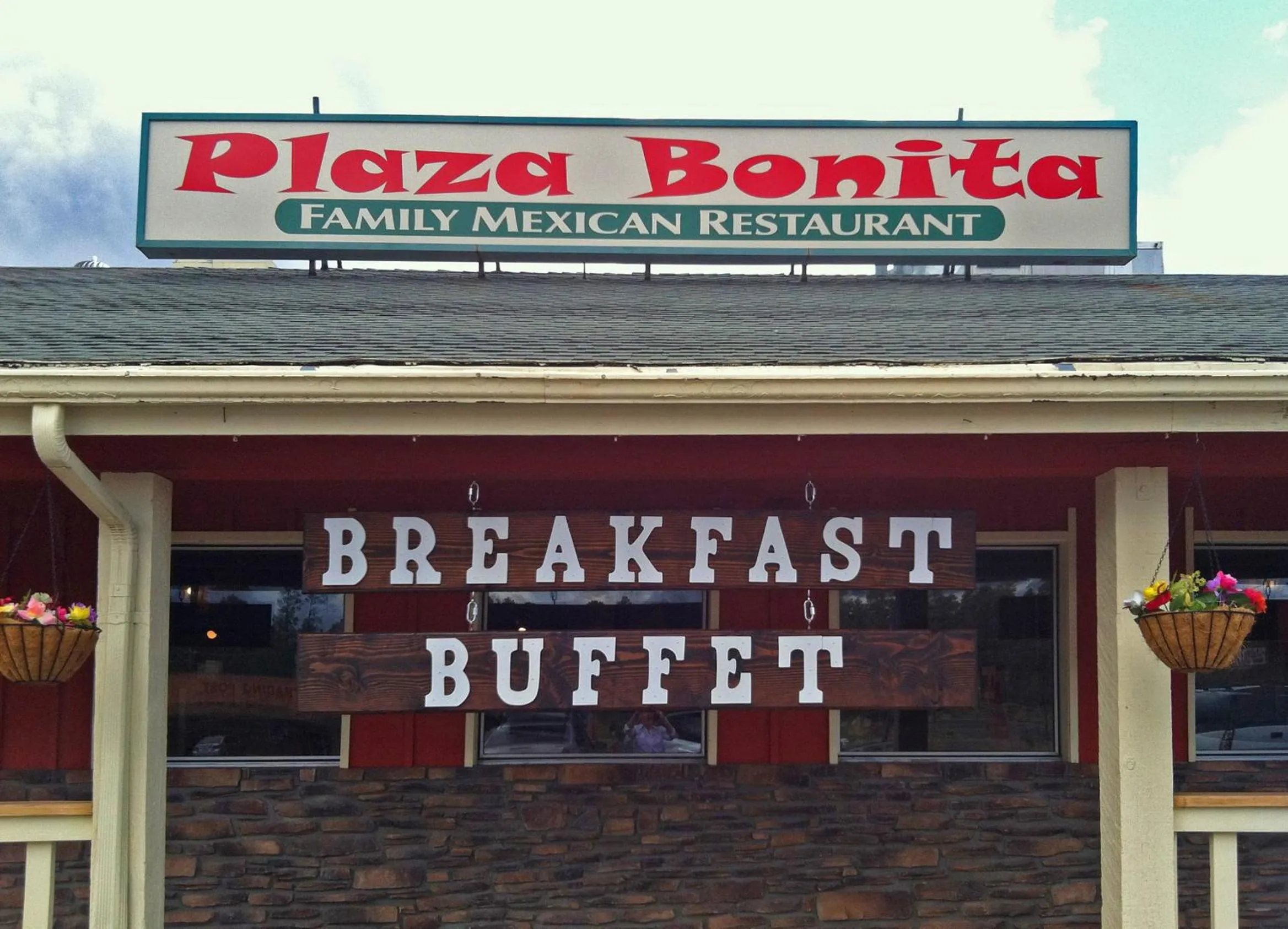 Restaurant/places to eat in Red Feather Lodge/Hotel