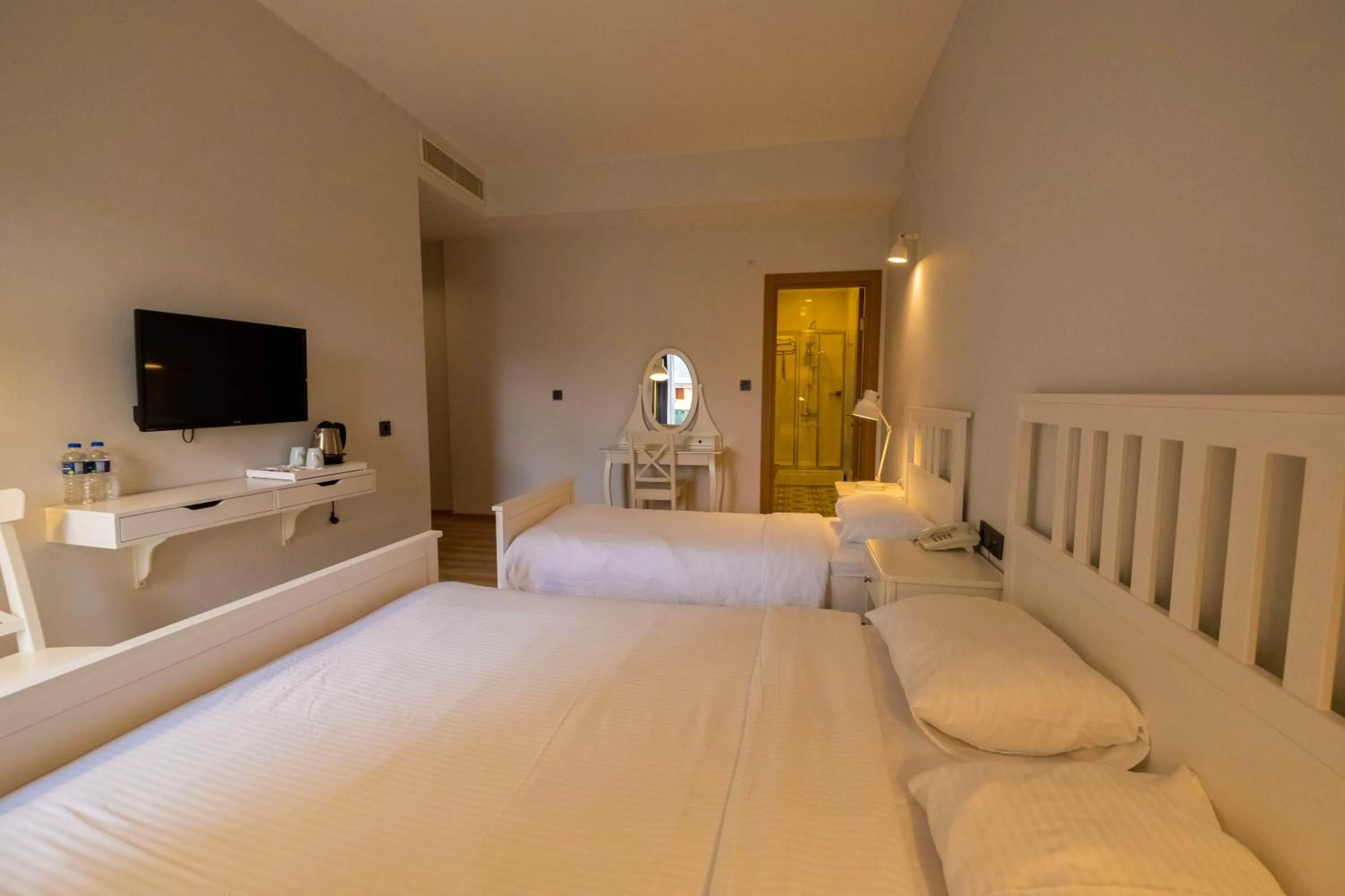 Bed in Eleia Hotel İznik