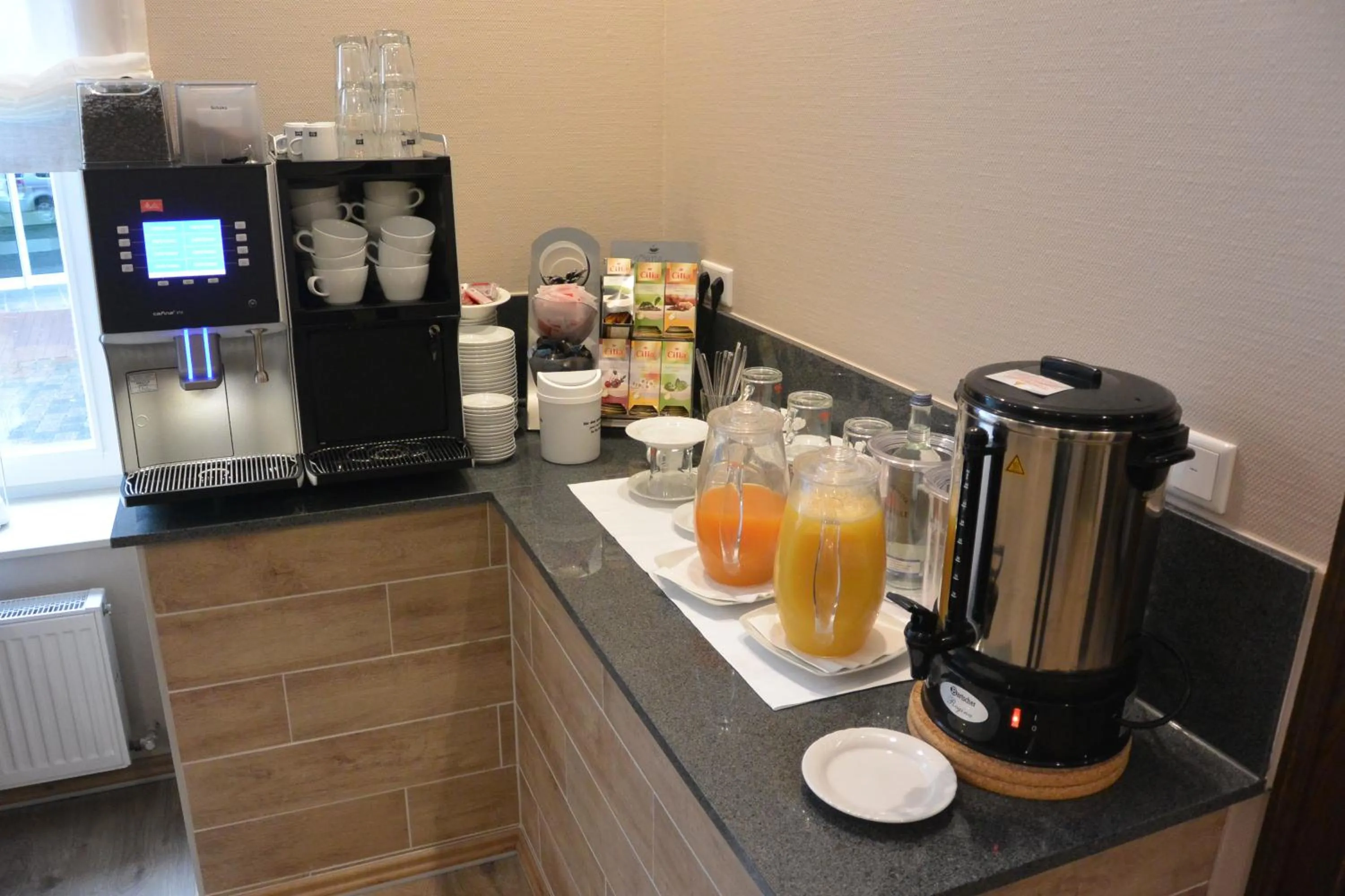 Buffet breakfast in Hotel Deutsches Haus