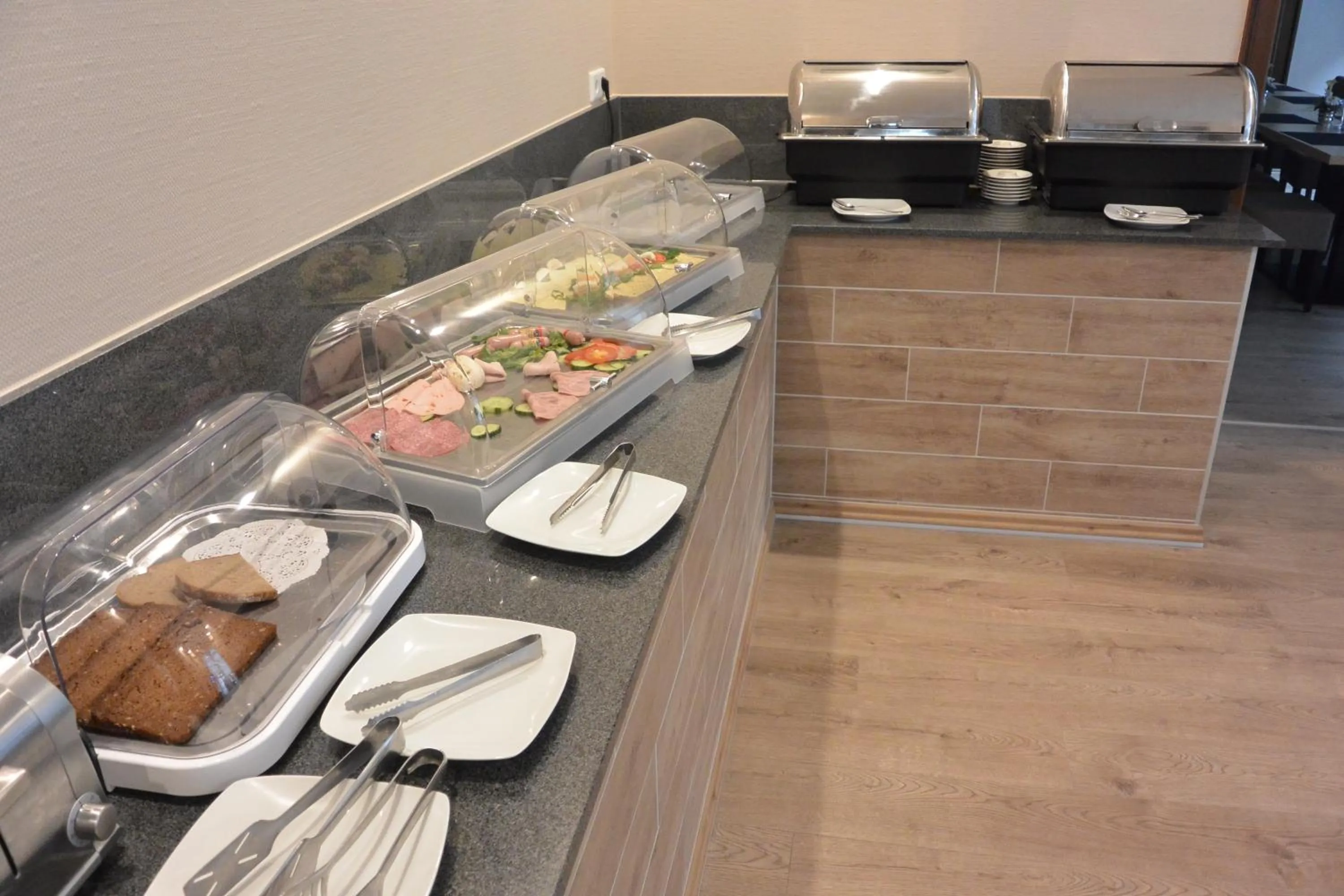 Buffet breakfast in Hotel Deutsches Haus