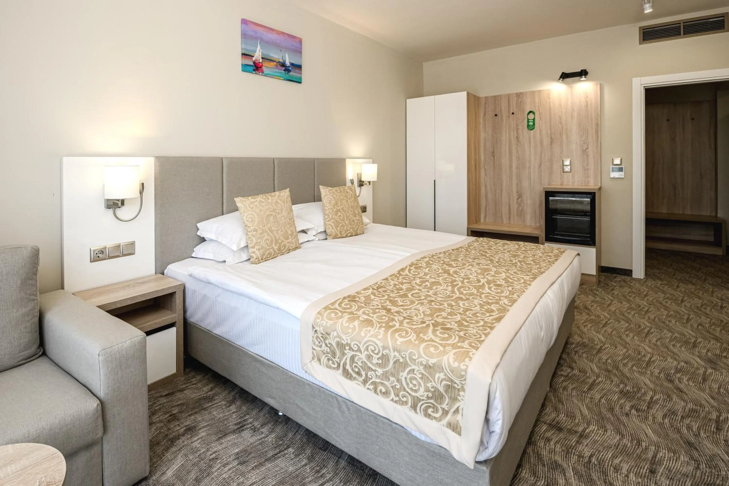 Superior Two-Bedroom Apartment  in Hotel Laguna Park Sunrise