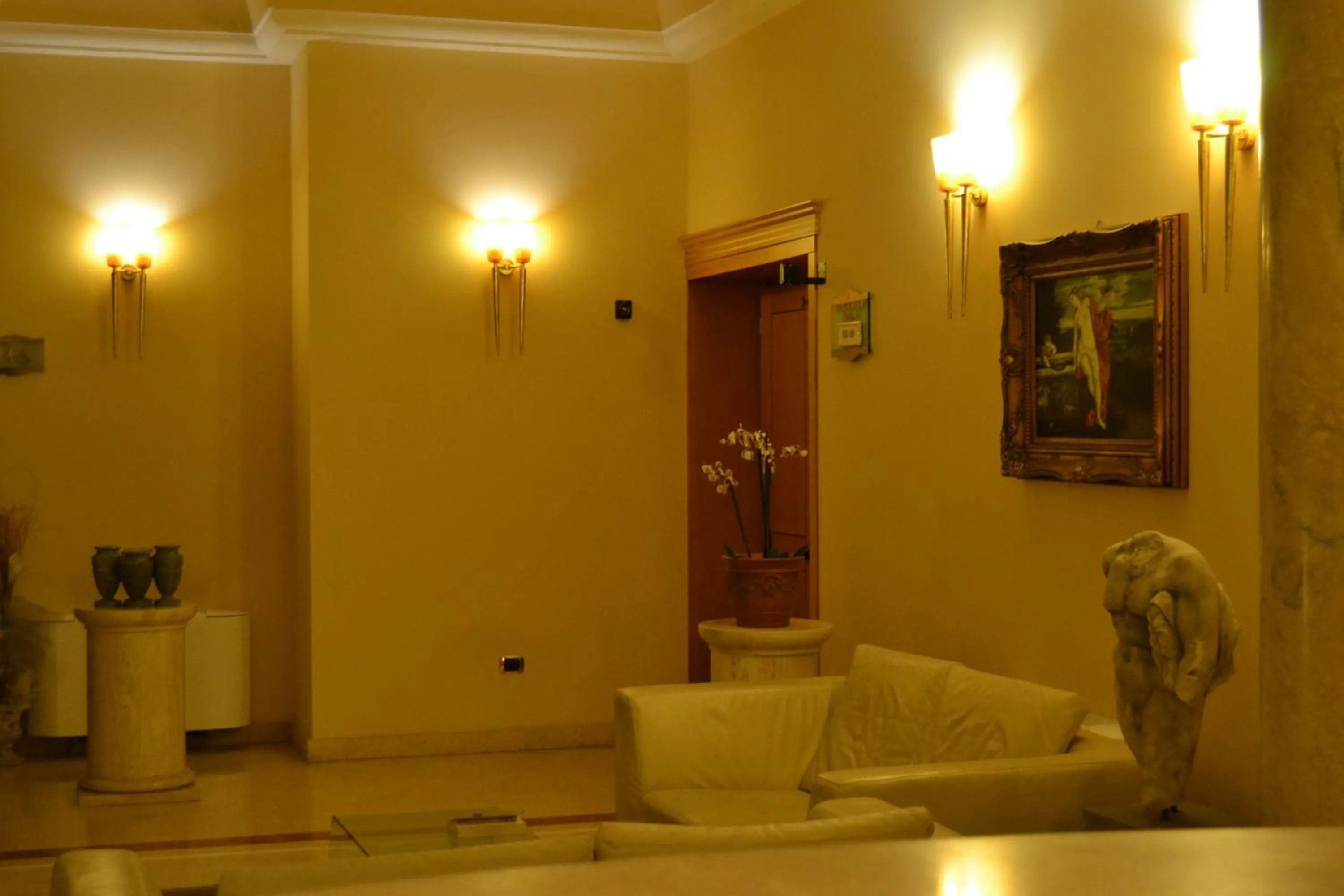 Lobby or reception in Seccy Hotel Boutique Art & Museum