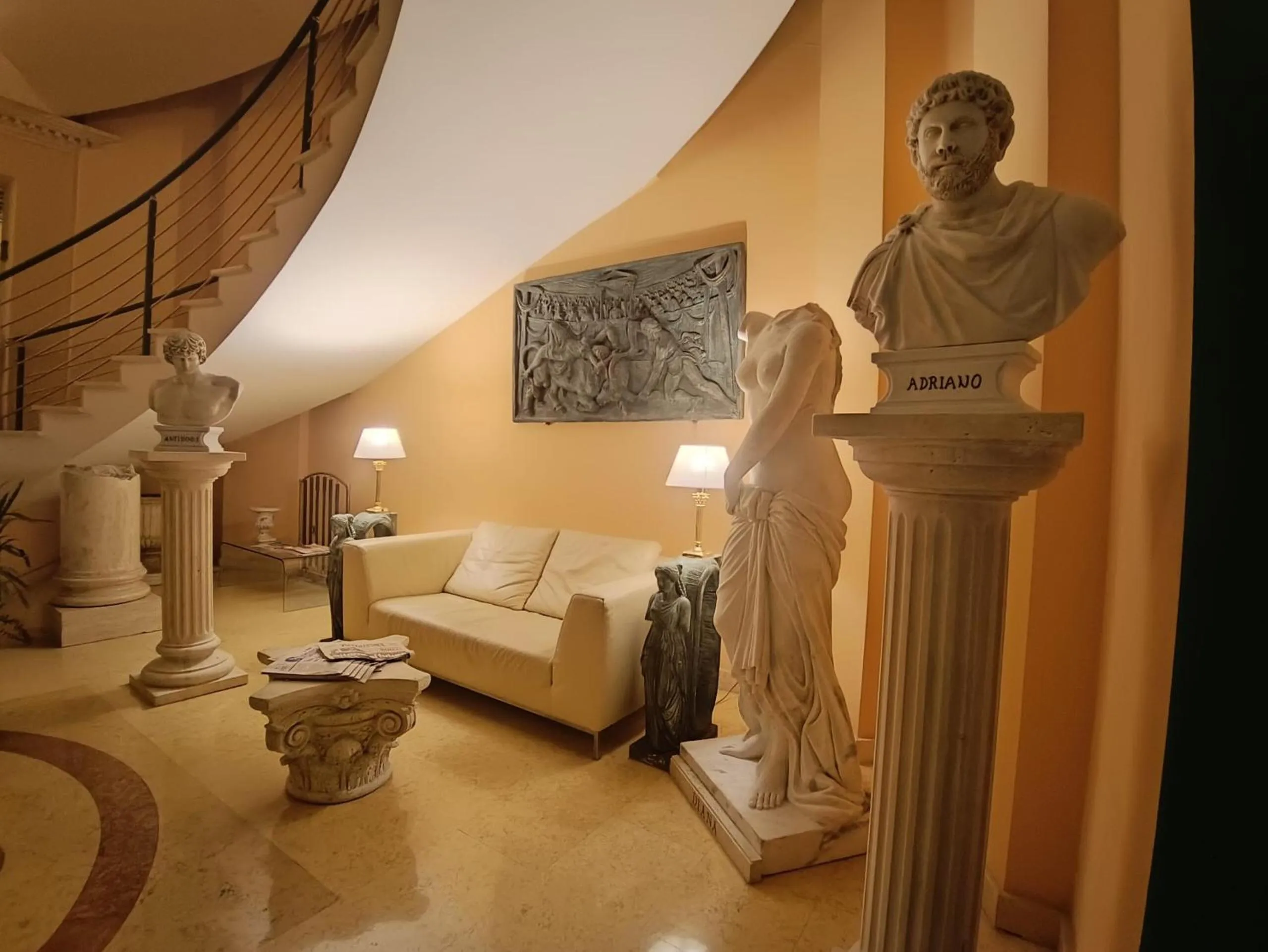 Seccy Hotel Boutique Art & Museum