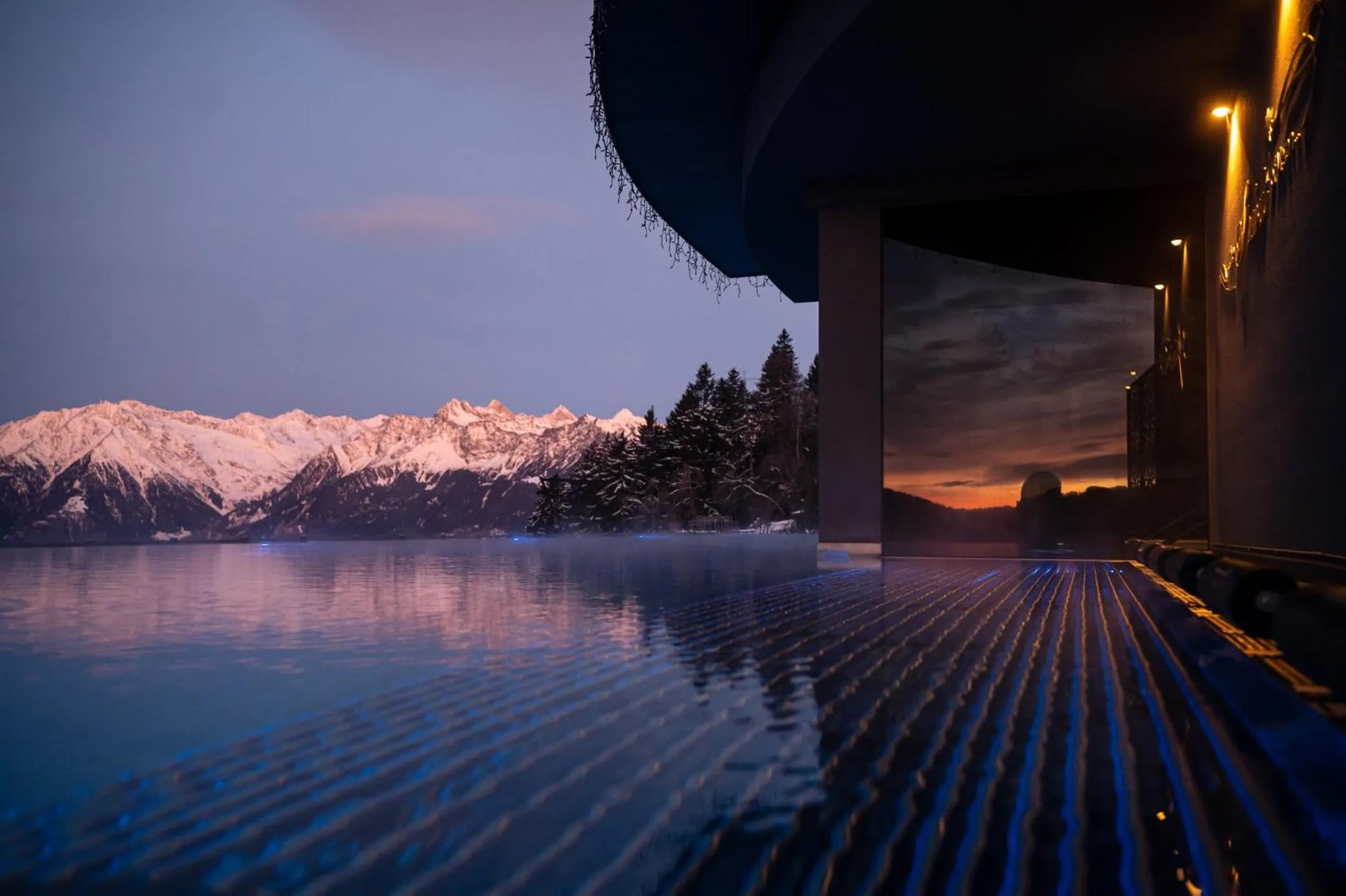 Swimming pool in Chalet Mirabell